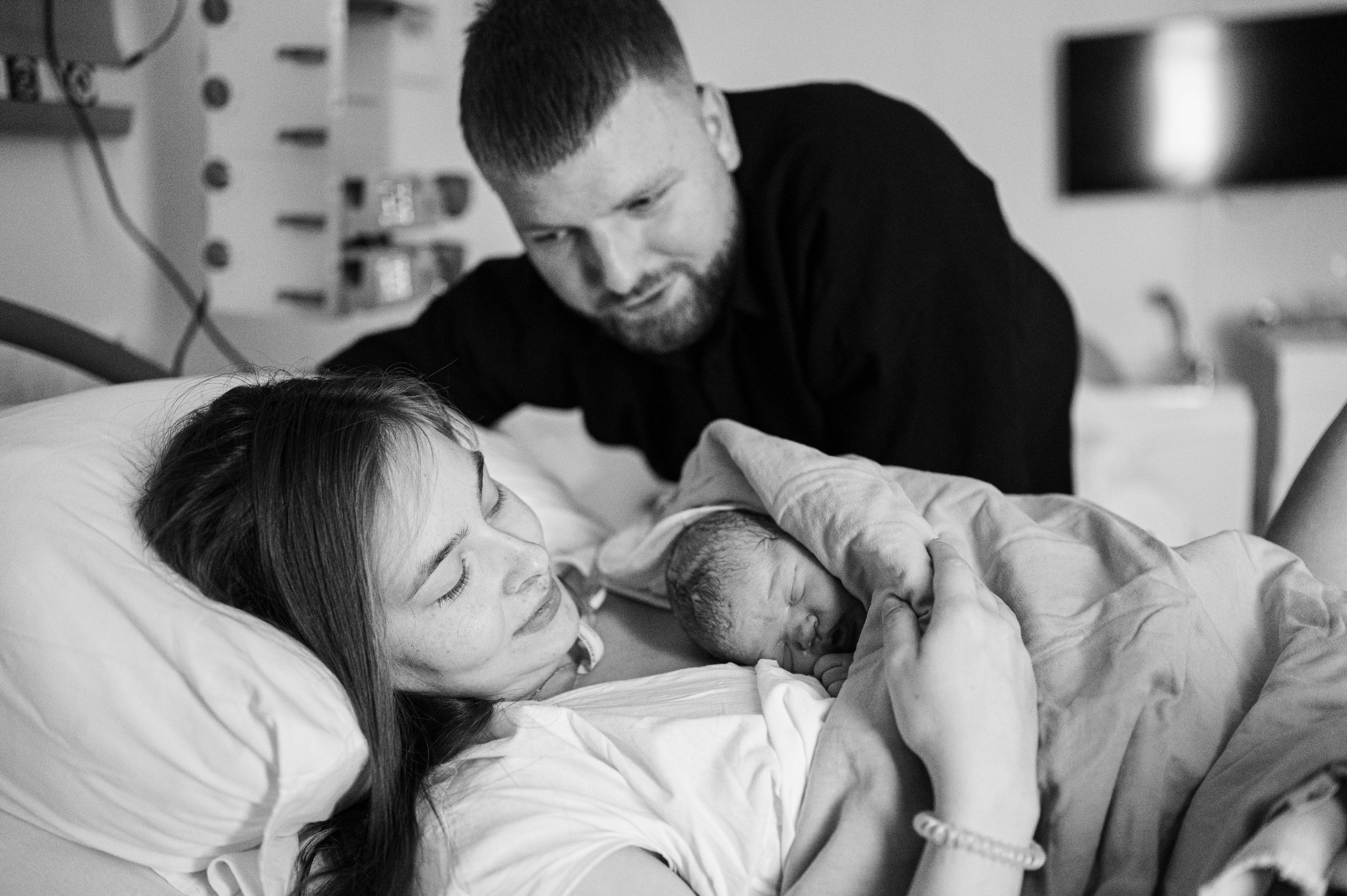 Полина родилась. Фотограф на роды СПБ Юлия Герасимова