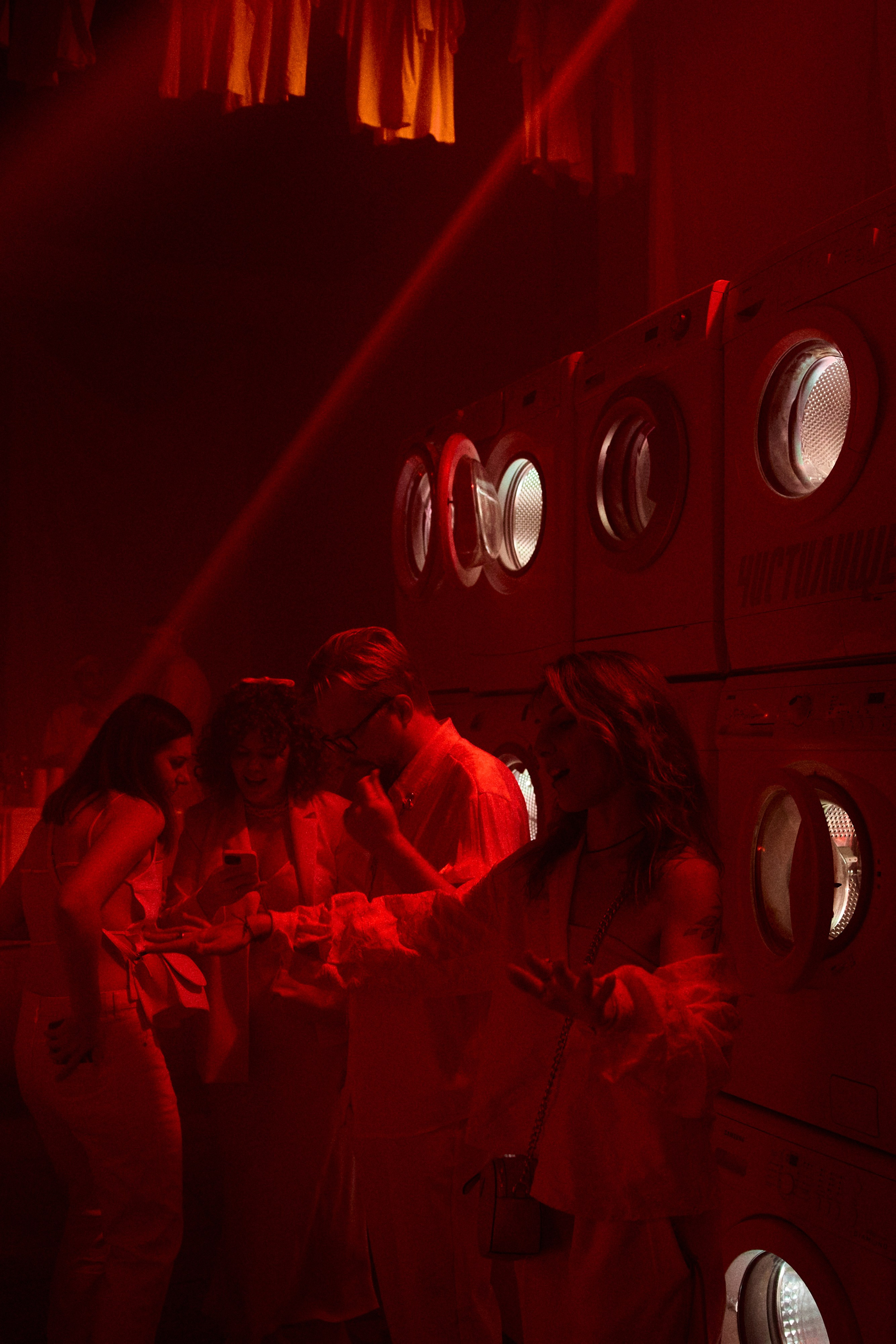 репортажная фотосъемка вечеринка выпускной serial killer чистилище артур погосян bonweddings репортажный фотограф москва екатеринбург калининград 