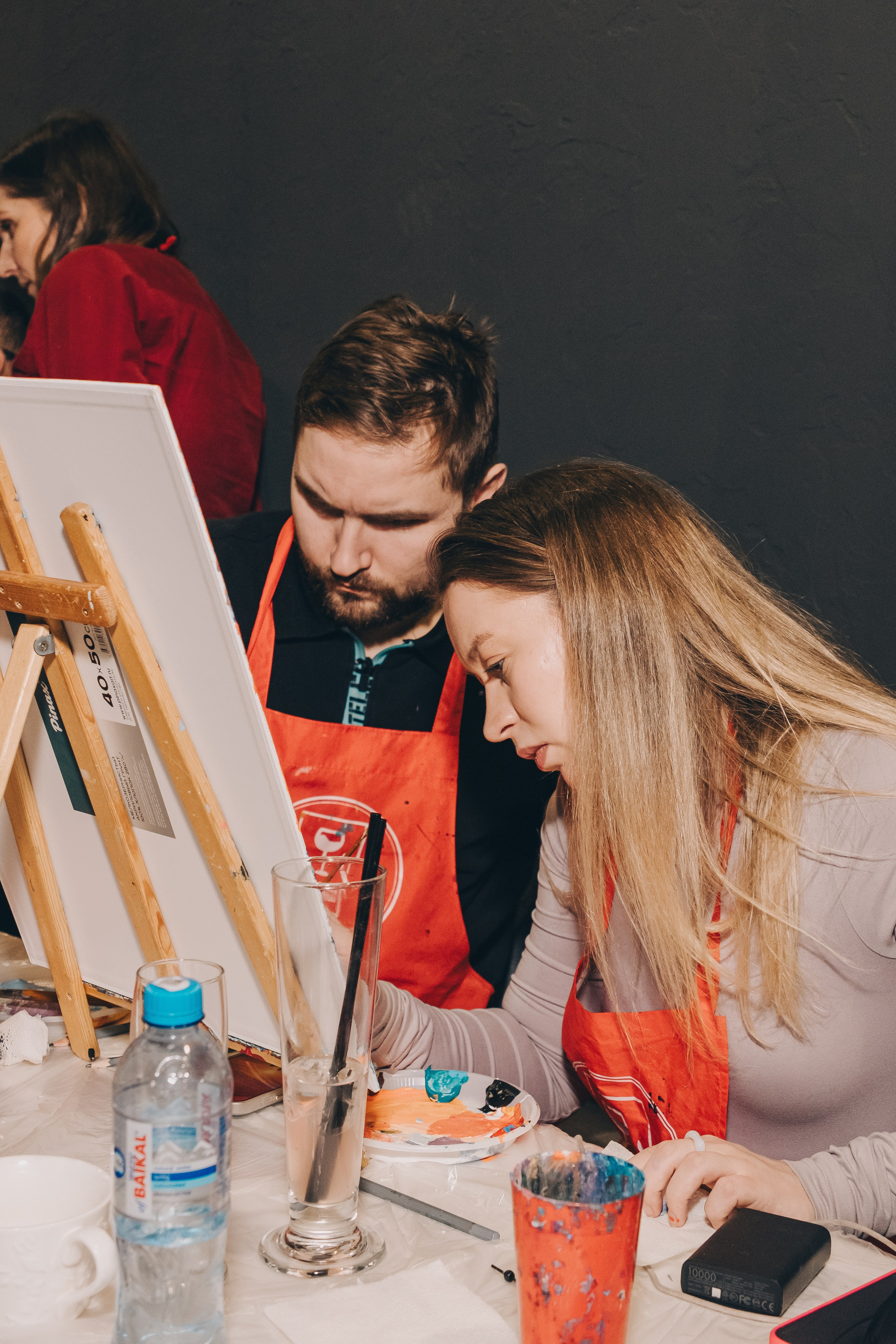 Без бокала — нет шагала. Фотограф в Иркутске Анна Мирошникова