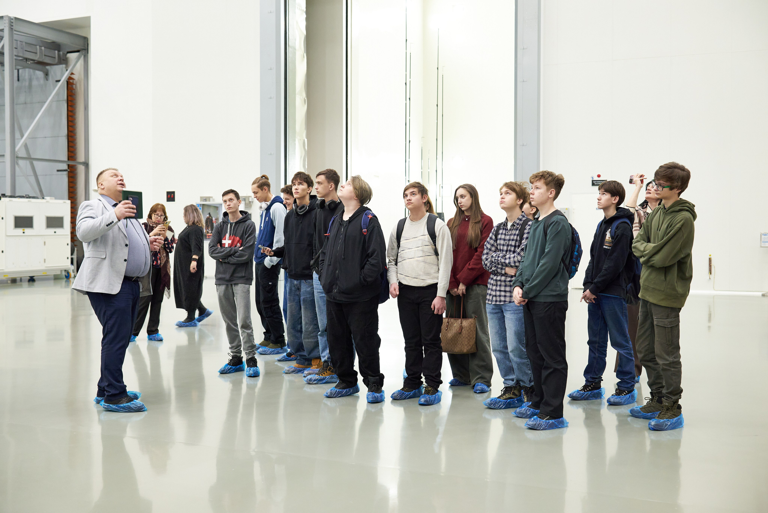 Экскурсия в «Газпром Космические системы». Фотограф Щёлково