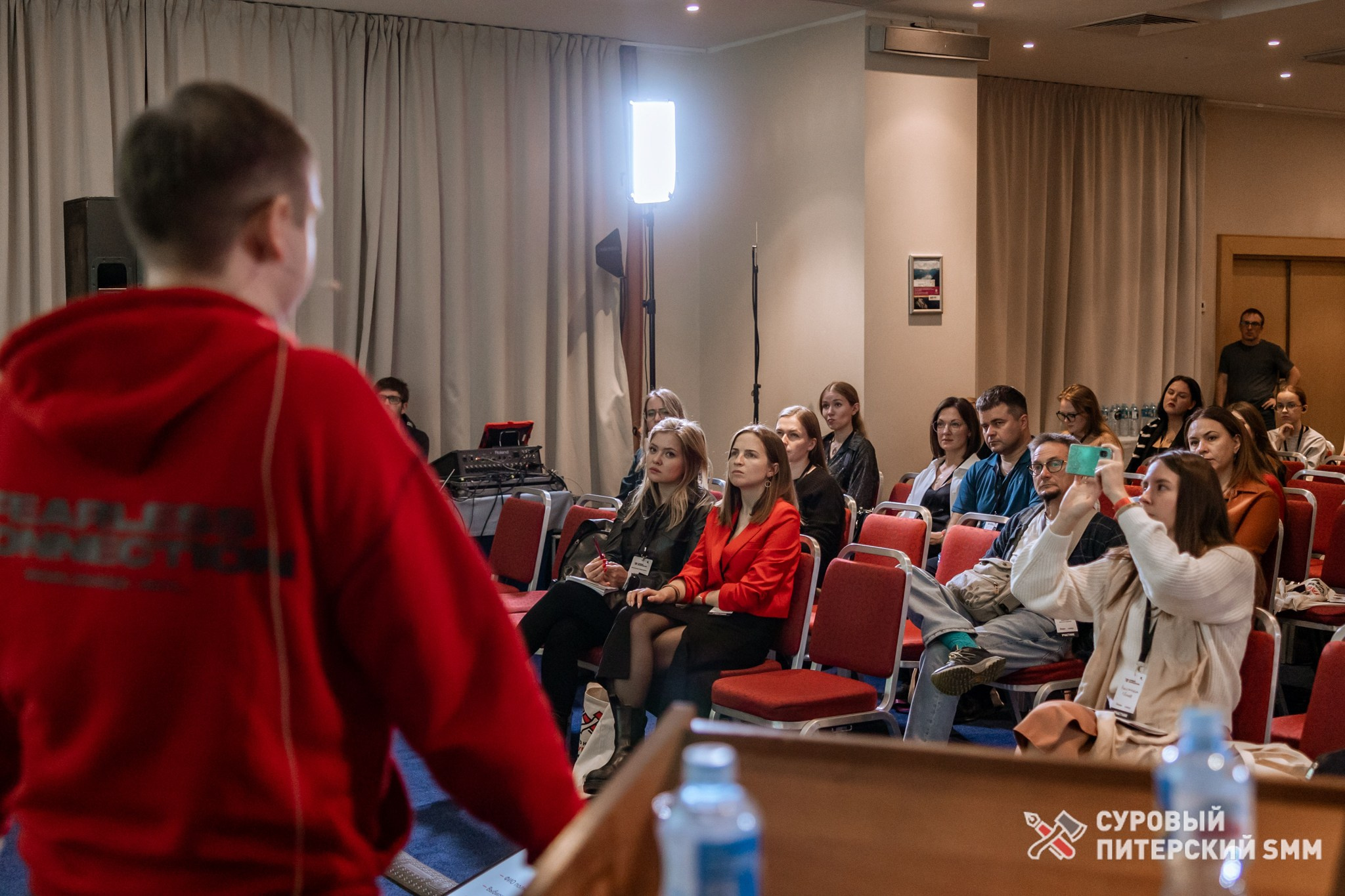 Репортаж конференции «Суровый Питерский SMM». Фотограф в Санкт-Петербурге Ефремова Наталья