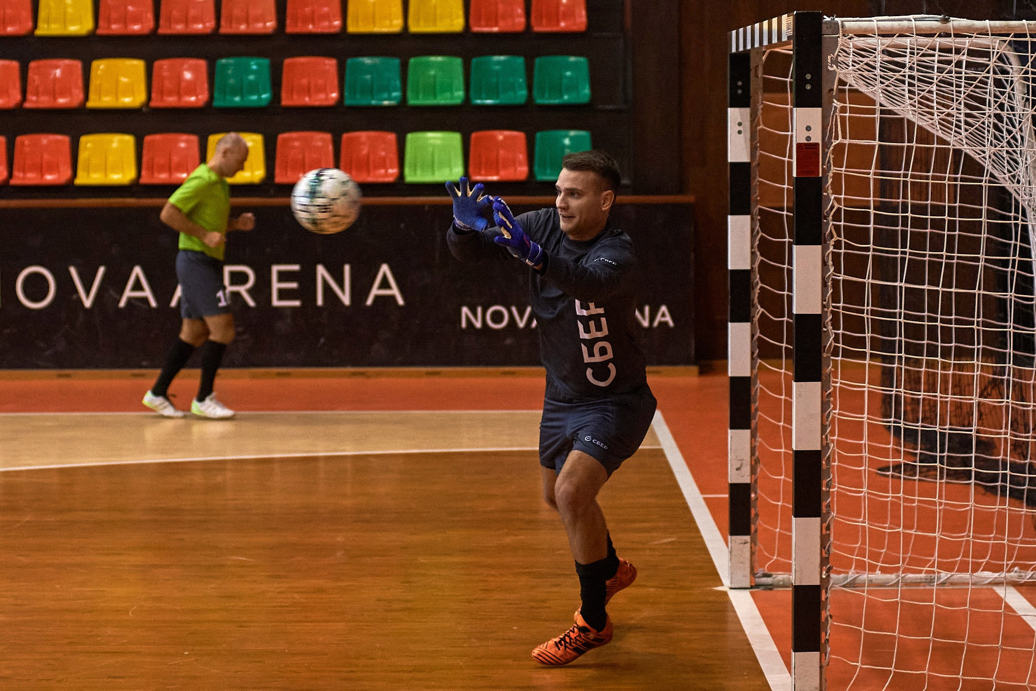 СБЕР и Правительство СПб товарищеский матч по мини-футболу. Иван Ступа, репортажный фотограф в Санкт-Петербурге и Ленинградской области