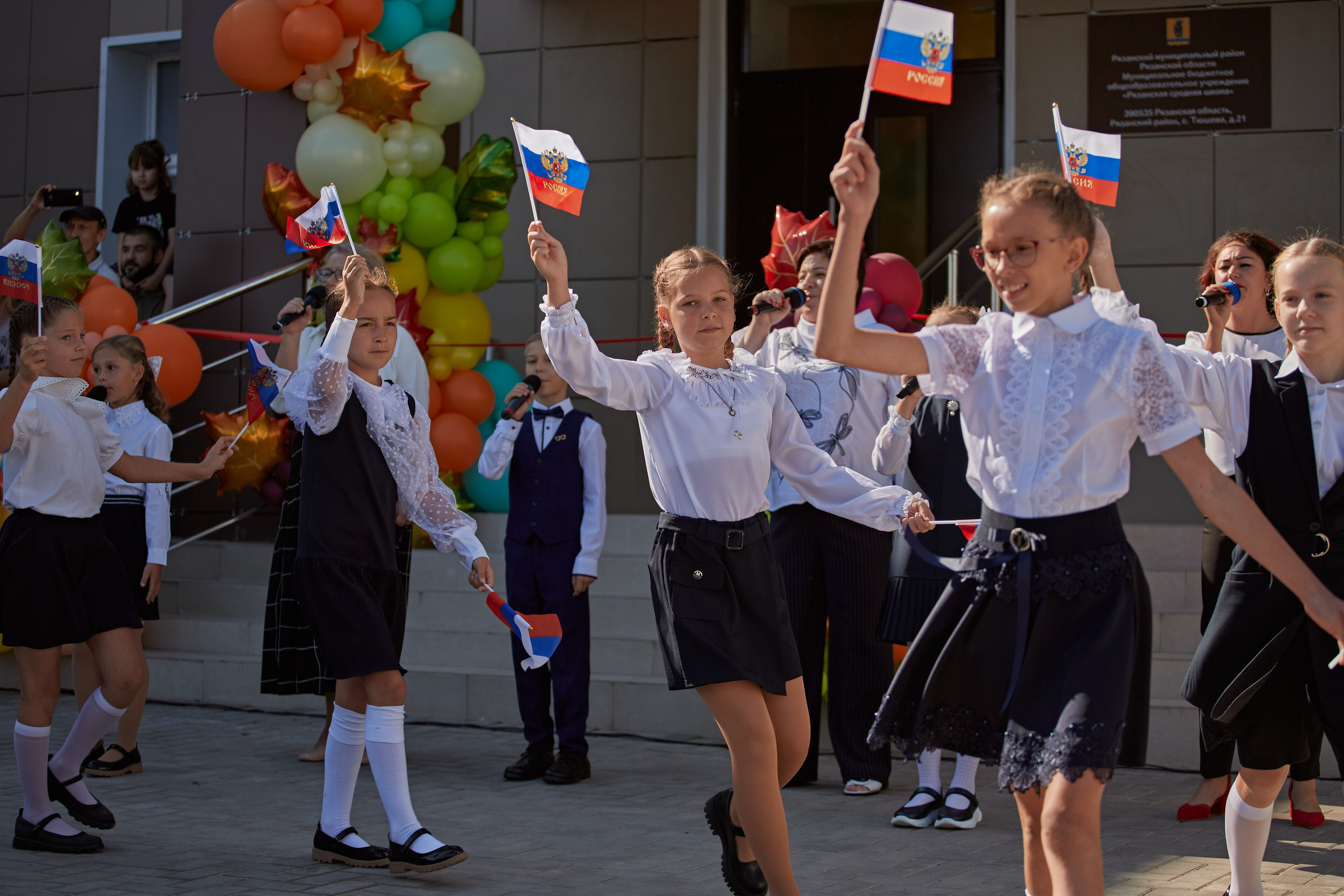 1 сентября 2024 года репортаж. Фотограф в Рязани. Свадьба, семейное фото, портрет. Константин Манго
