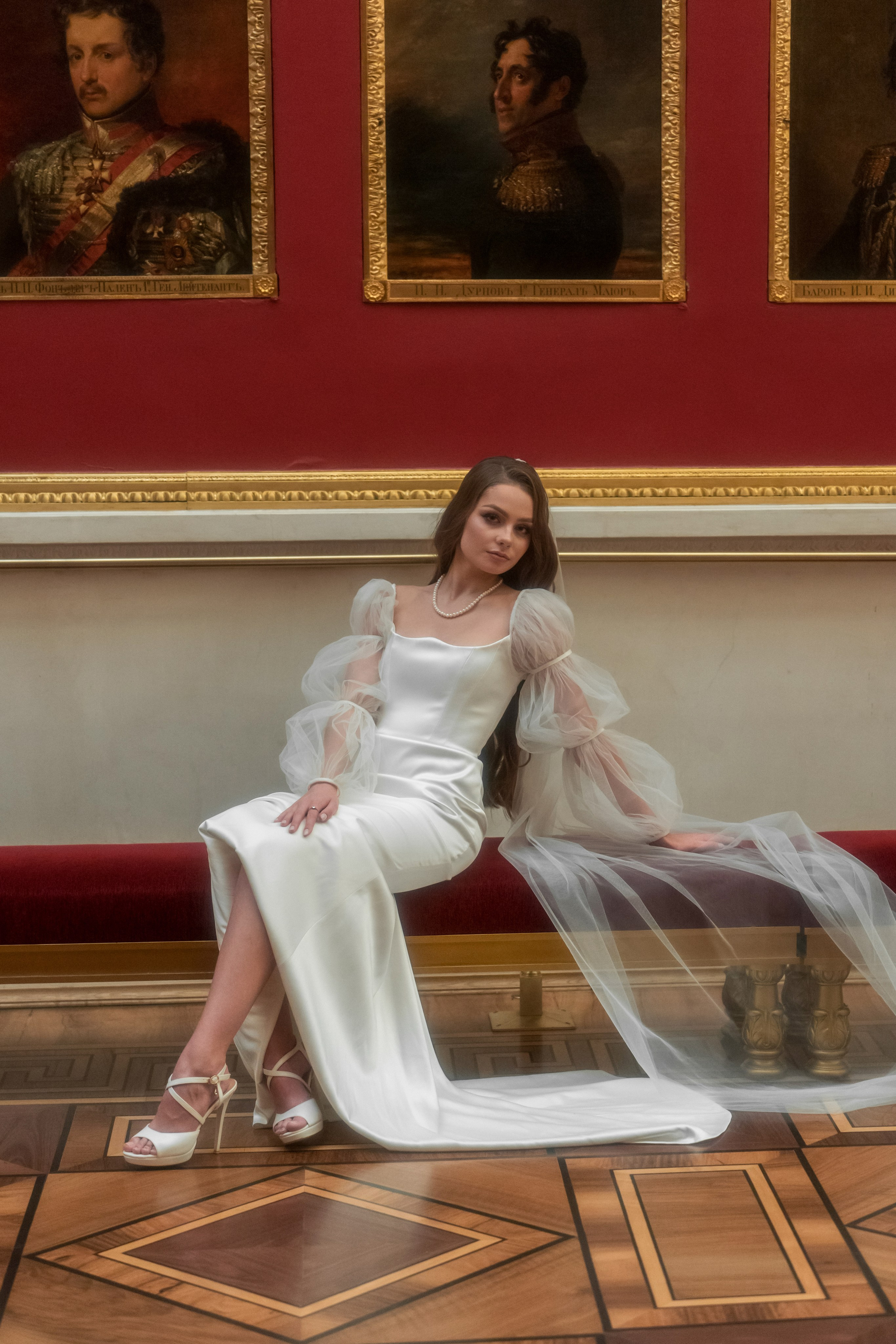 Фотосессия в Эрмитаже упрекрасно передаст Ваш стиль свадьбы!