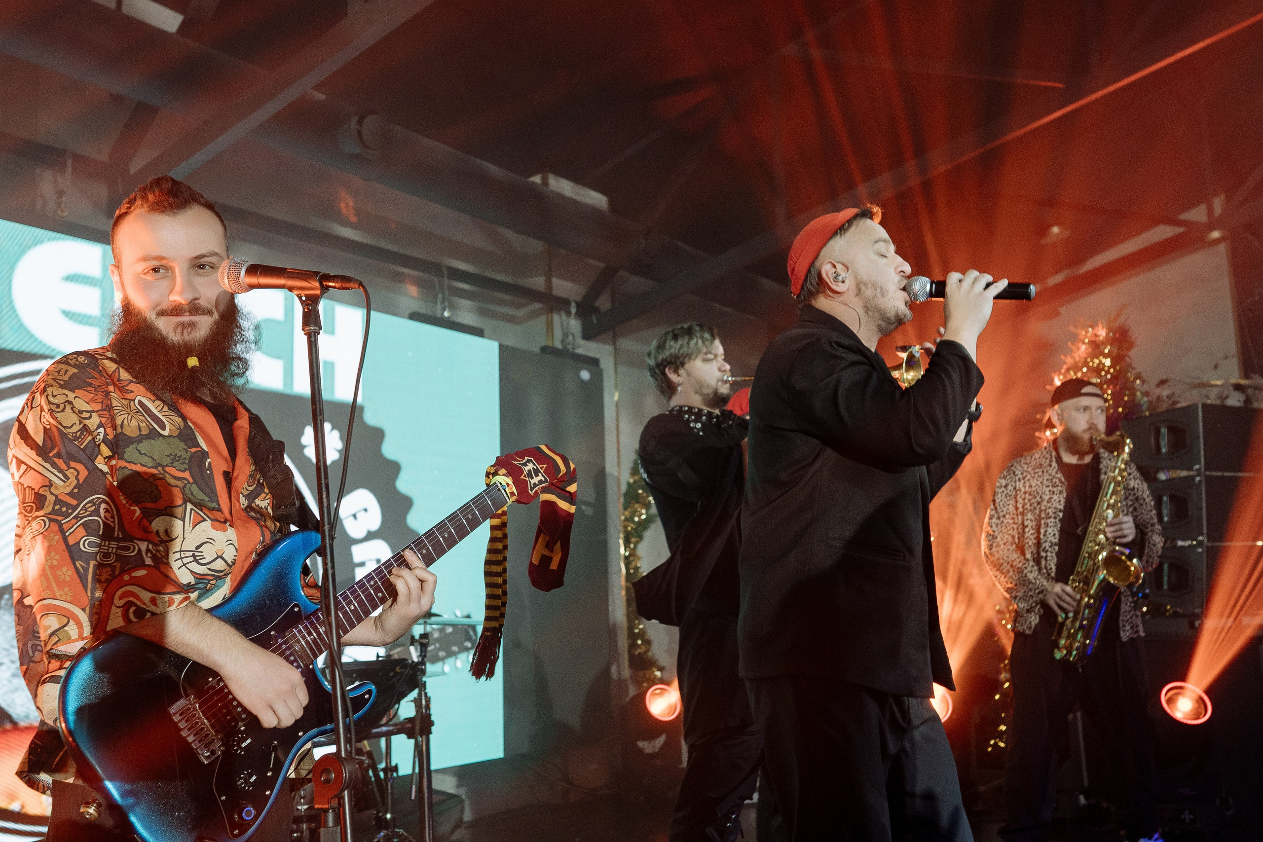 Альбион Тур