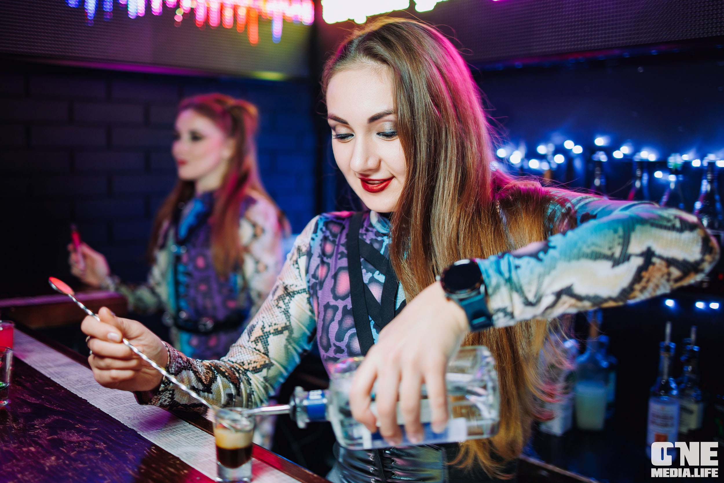 Фоторепортаж из бара XxxX. One Media Life: фоторепортажи, фотоотчеты с мероприятий и заведений