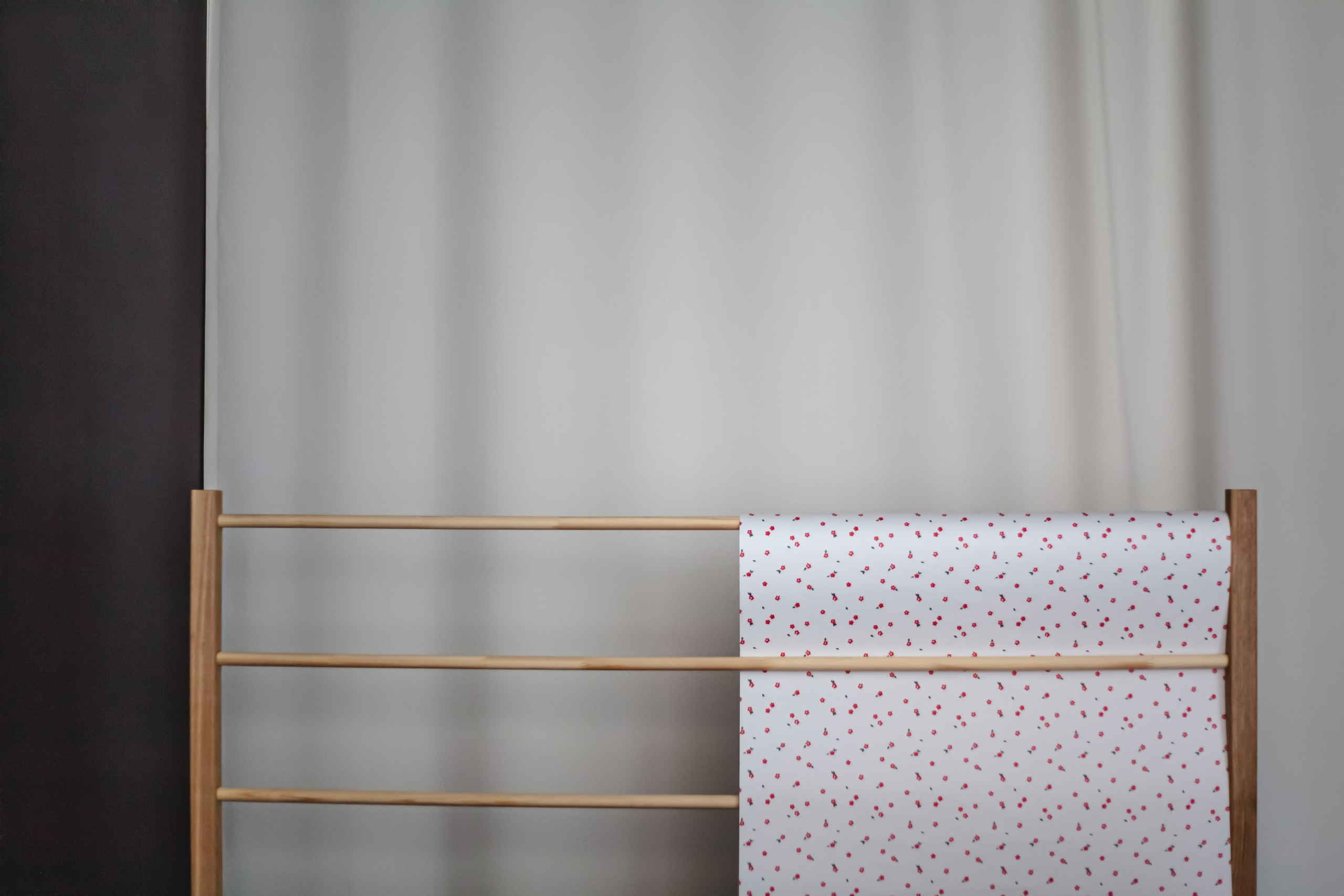 Корнер упаковки подарков Paper Yes Paper. Дизайнер интерьеров