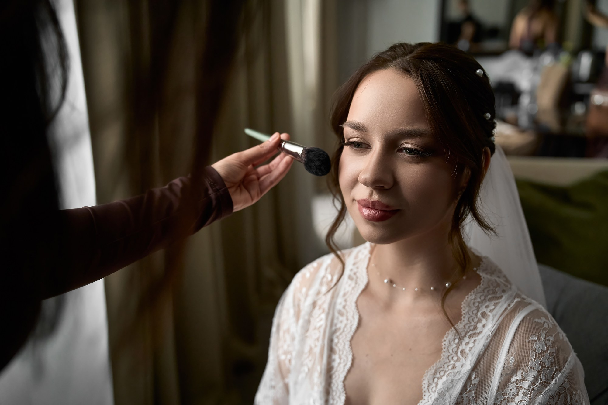 Свадебный образ макияж для невест Москве. СВАДЕБНЫЙ ВИЗАЖИСТ-СТИЛИСТ МОСКВА ЖУКОВСКИЙ ПРИЧЕСКИ МАКИЯЖ БРОВИ РЕСНИЦЫ ВЫЕЗД