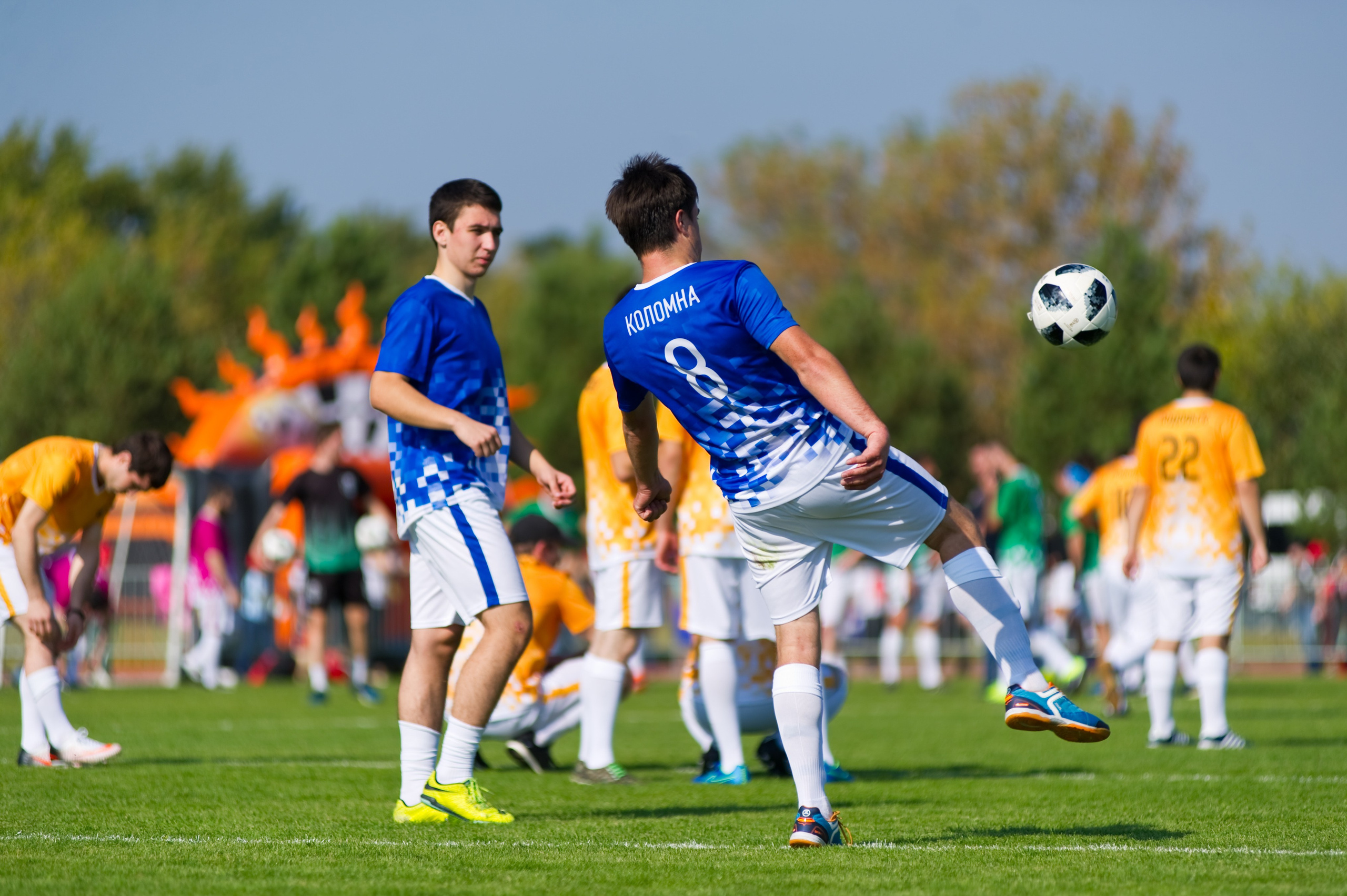 Турбофутбол (корпоративное соревнование «Пятерочки»). Репортажный фотограф и видеограф Слава Думчев. Тимбилдинги, отчетники, корпоративы