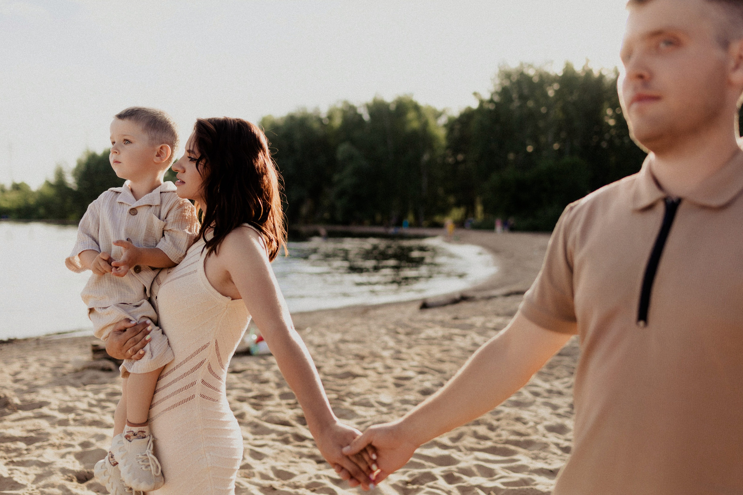 Вова, Лена и Егор. Свадебный фотограф Чайковский
