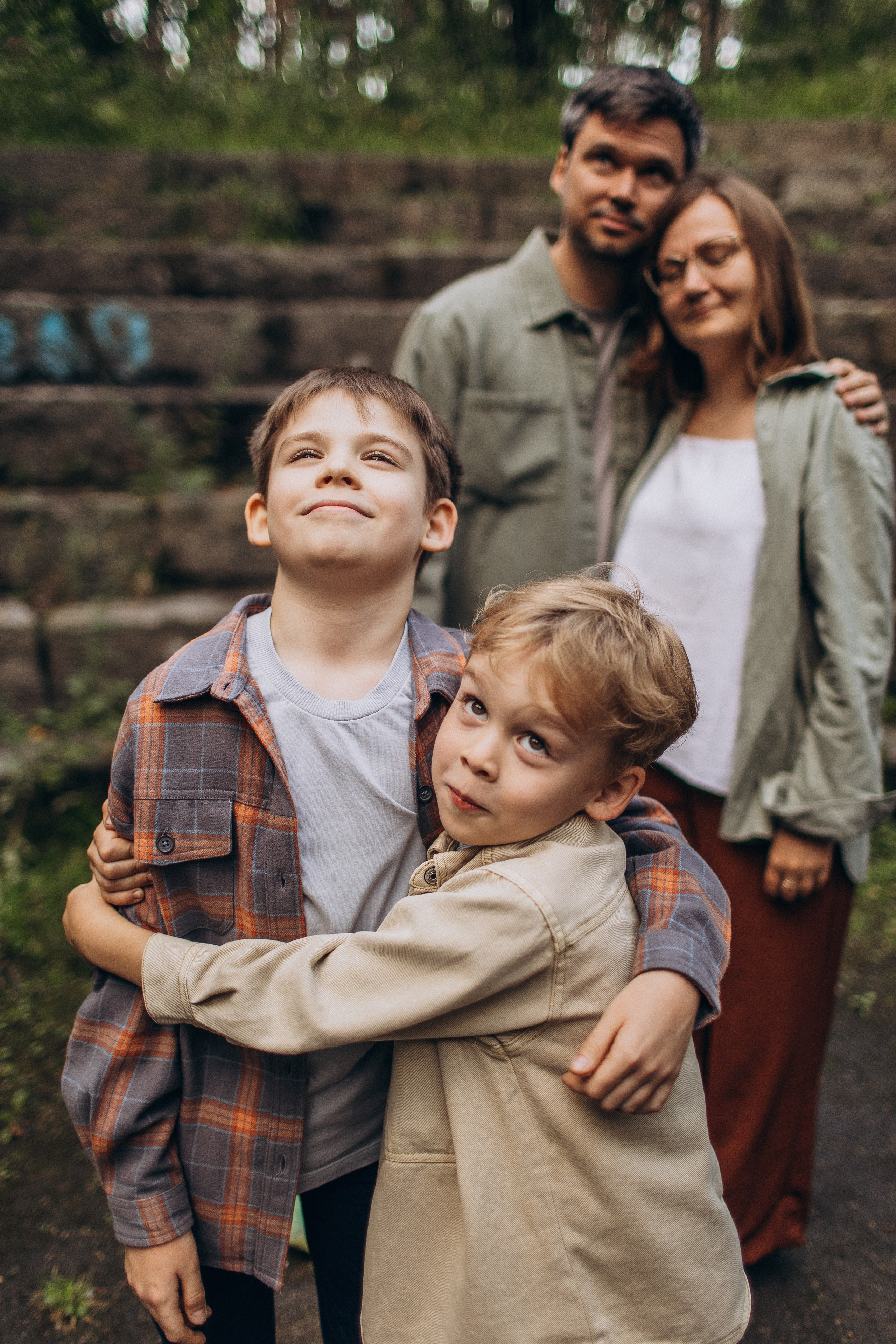 Большая семейная фотосессия на Каменных палатках. Семейная съемка — это красивый способ признаться своей семье в любви
