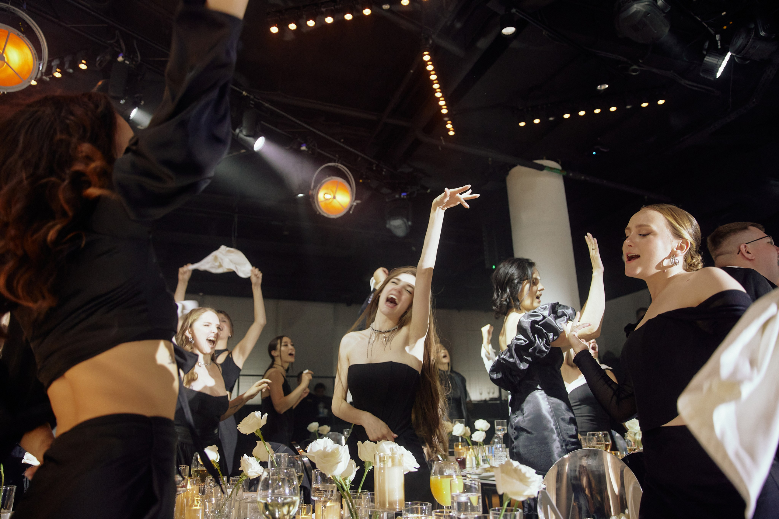 A MIRROR IS ONLY A HEART. Дмитрий Мазуркевич: Профессиональный Репортажный Фотограф