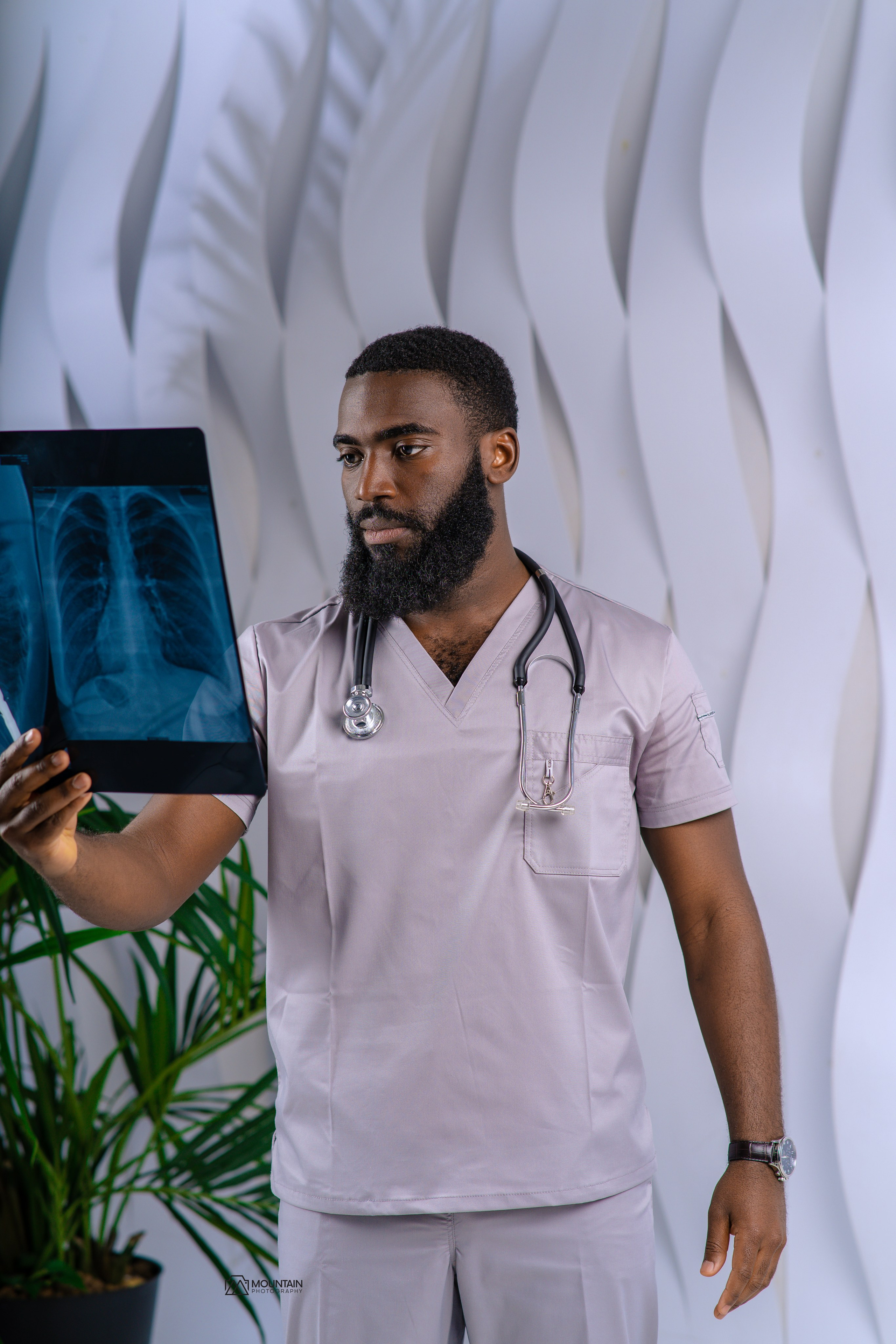 Doctors Graduation. Я занимаюсь событийной, свадебной, товарной, студийной… фотографией