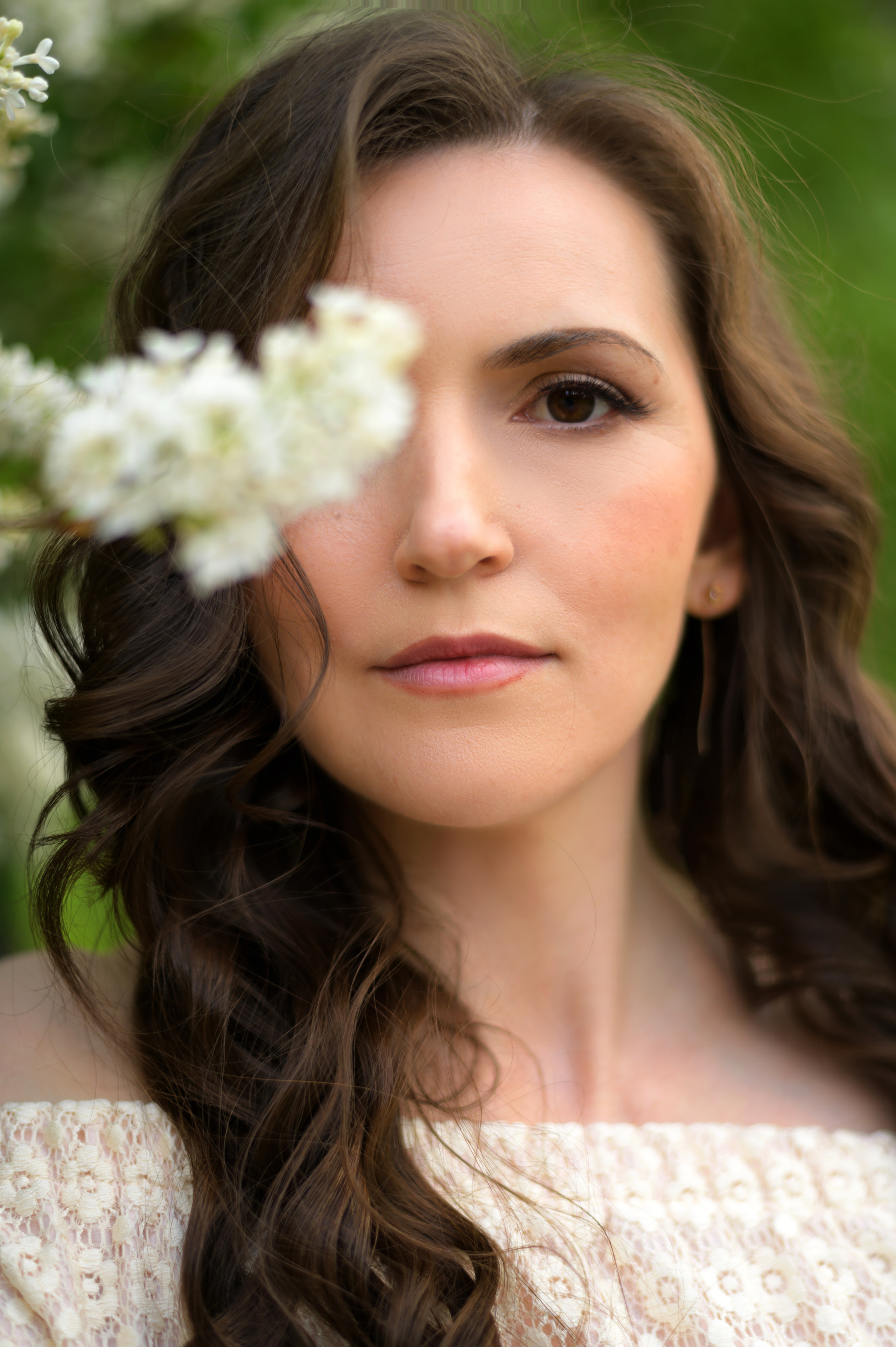 Фотосессия цветения. Людмила. Свадебный видеограф в Москве Никонова Анна