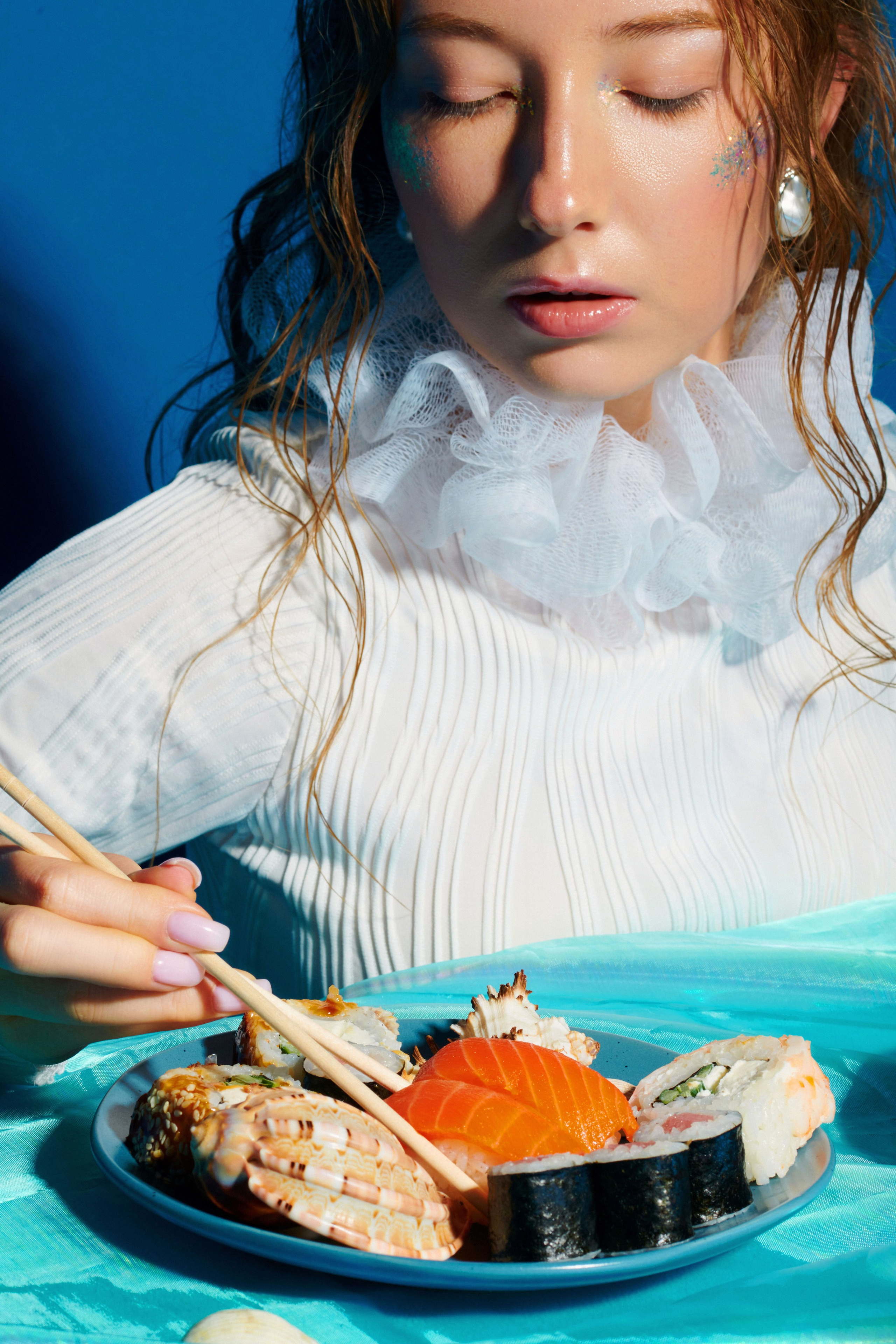 Рекламная съемка для «Sushi star». Натали де Шан | исследователь моды, креативный стратег
