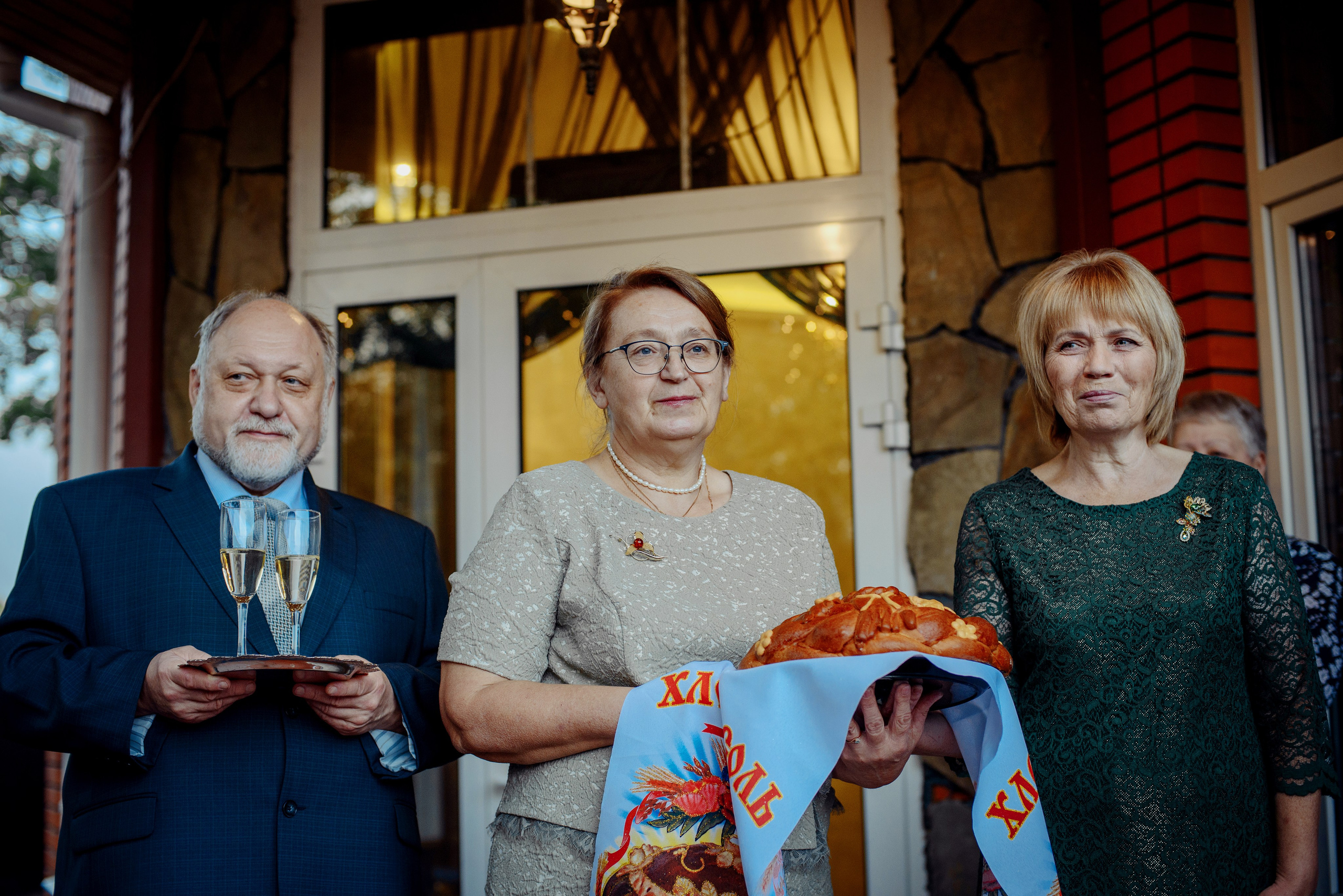 Юрий и Светлана. Королева Елена Свадебный и семейный фотограф в Туле