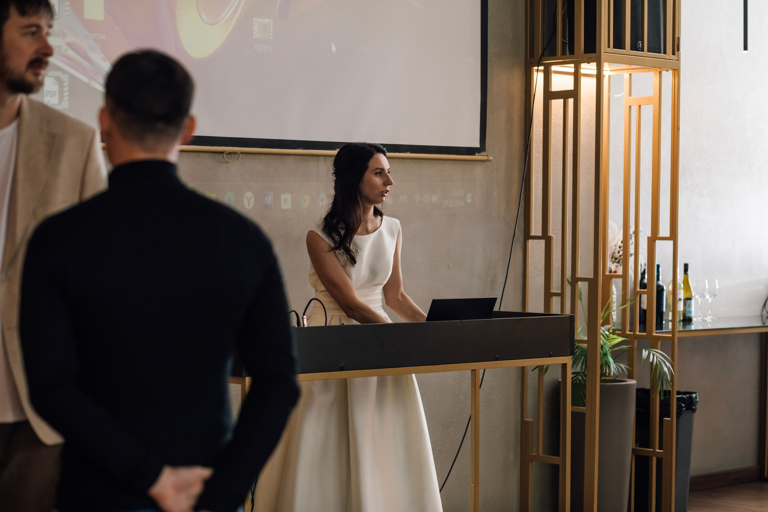 Таня и Миша. Свадьба в лофте. Свадебный и семейный фотограф в Москве Евгения Лисина