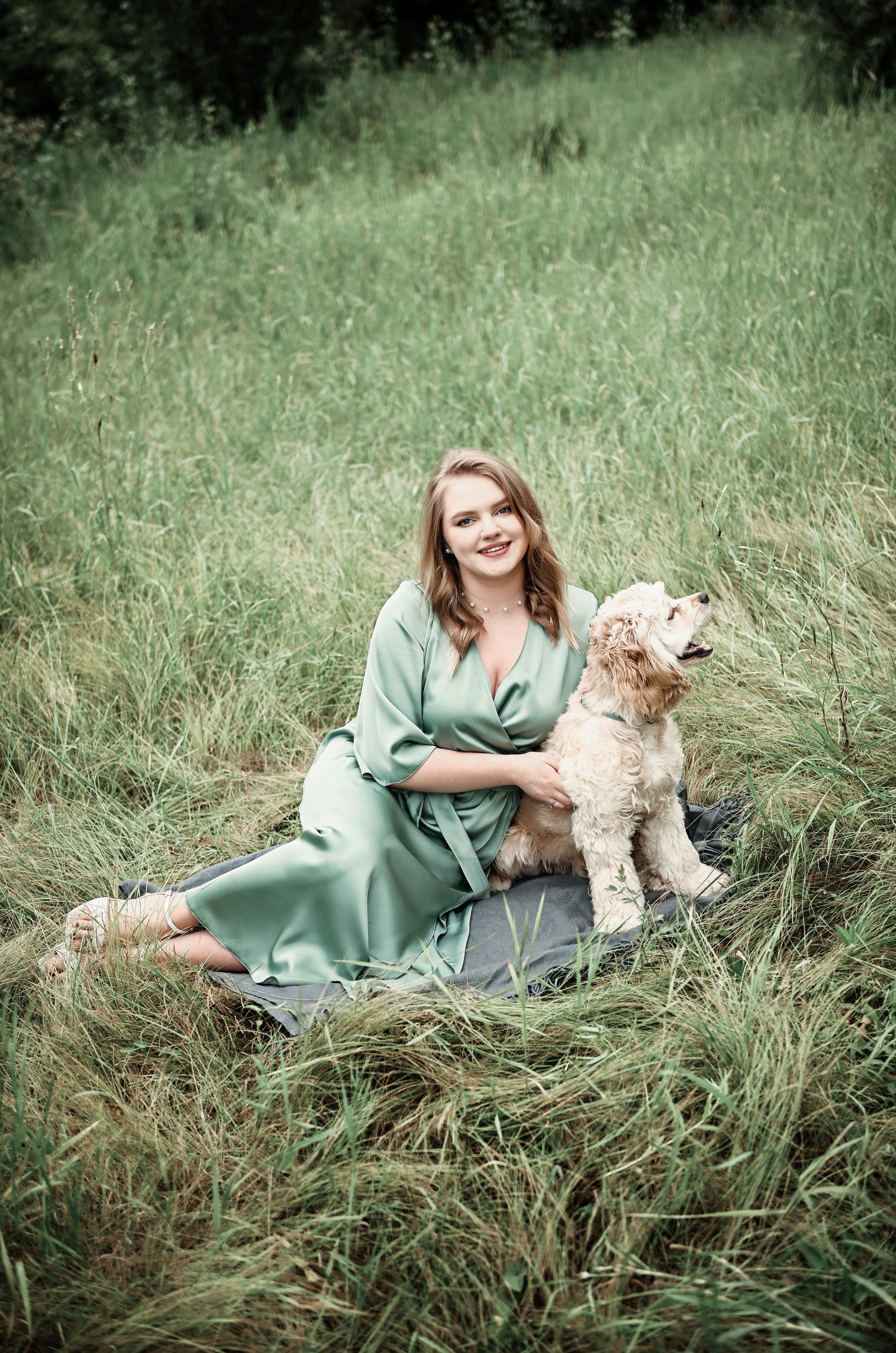 Love story прогулка вместе с песиком))). Свадебный, семейный, детский, контент фотограф в Омске Максим Ильин