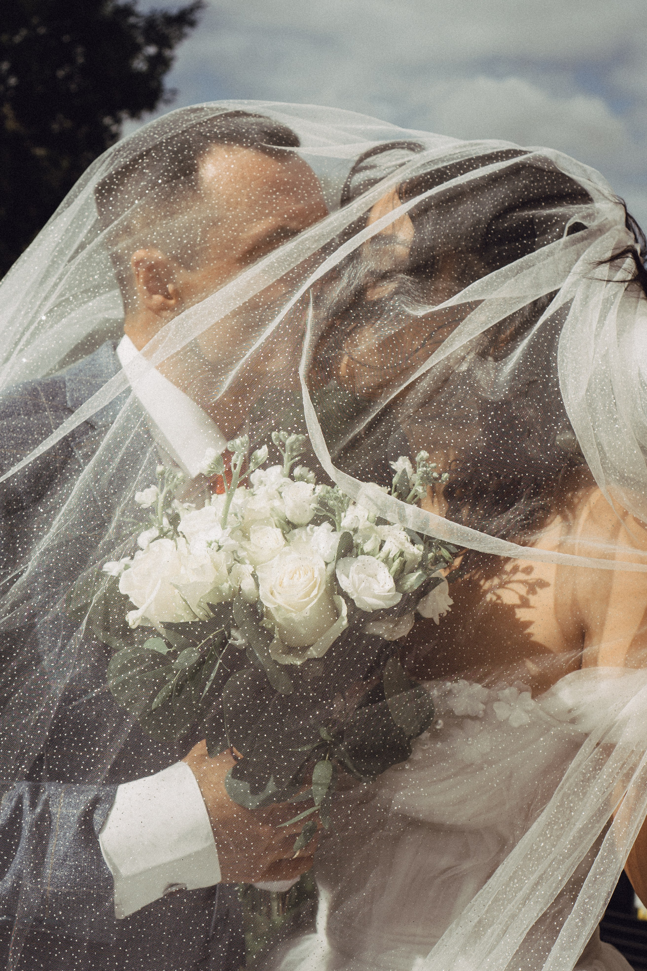 СВАДЕБНАЯ ПРОГУЛКА РЕСТОРАН МЫ ЖЕ НА ТЫ И ФОТОСЕССИИЯ С АВТОМОБИЛЕМ. Профессиональный фотограф, Санкт-Петербург — Виктория Богомолова