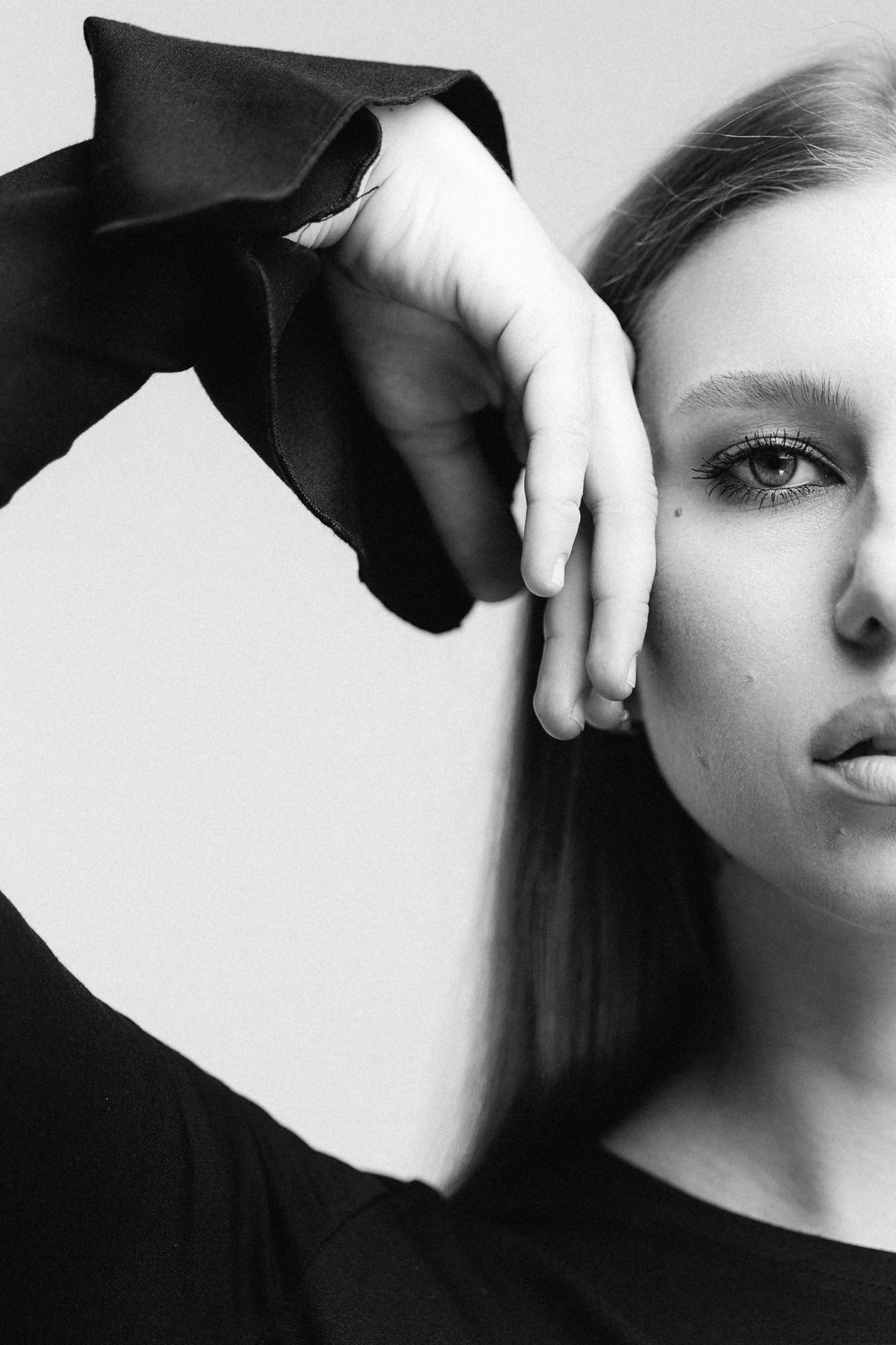 Женский портрет в студии. Фотограф в Ростове-на-Дону и по всему миру Веникова Ольга