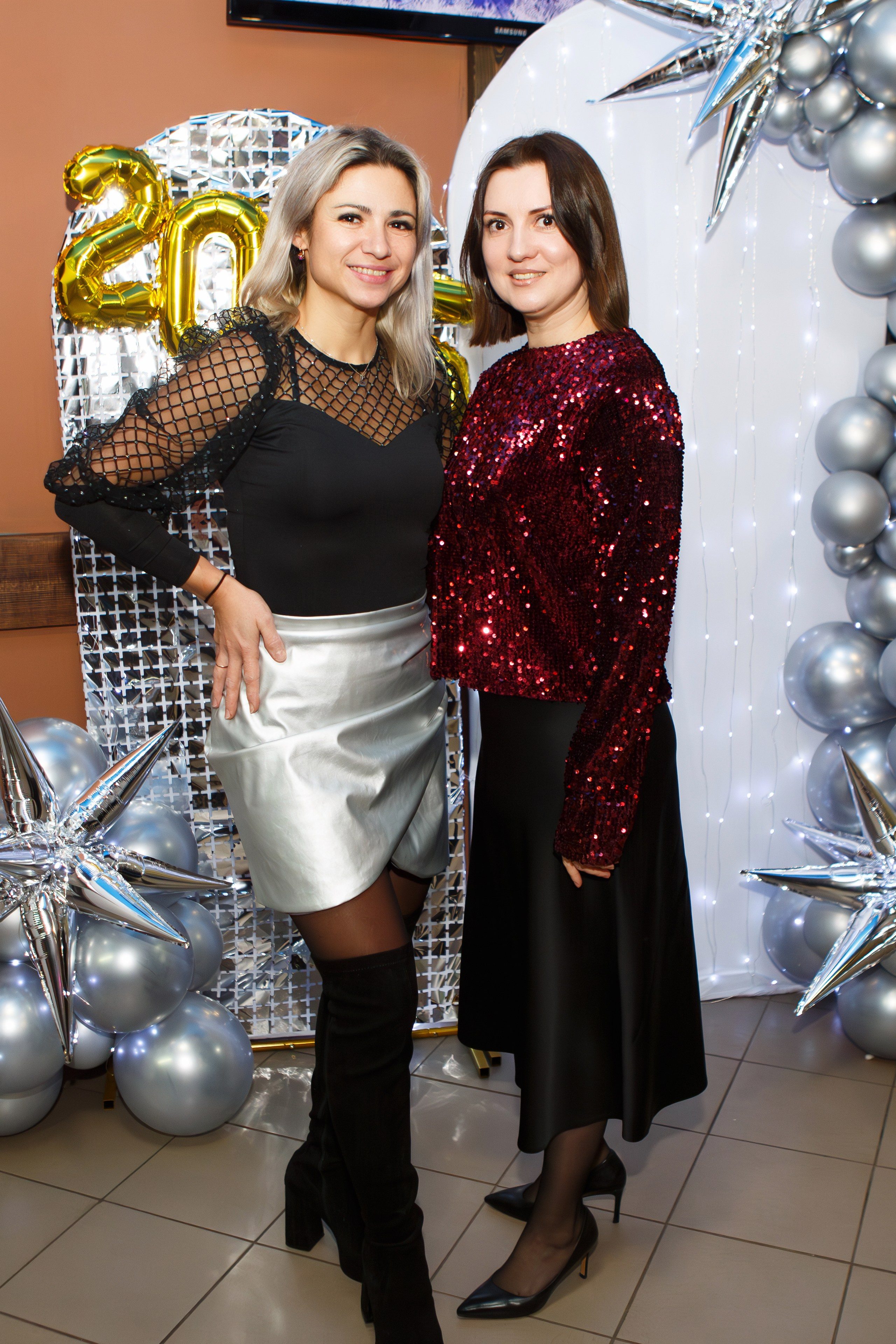 КОРПОРАТИВ 20.12.24 (кафе — АТМОСФЕРА). Профессиональный фотограф в Мценске и Орловской области