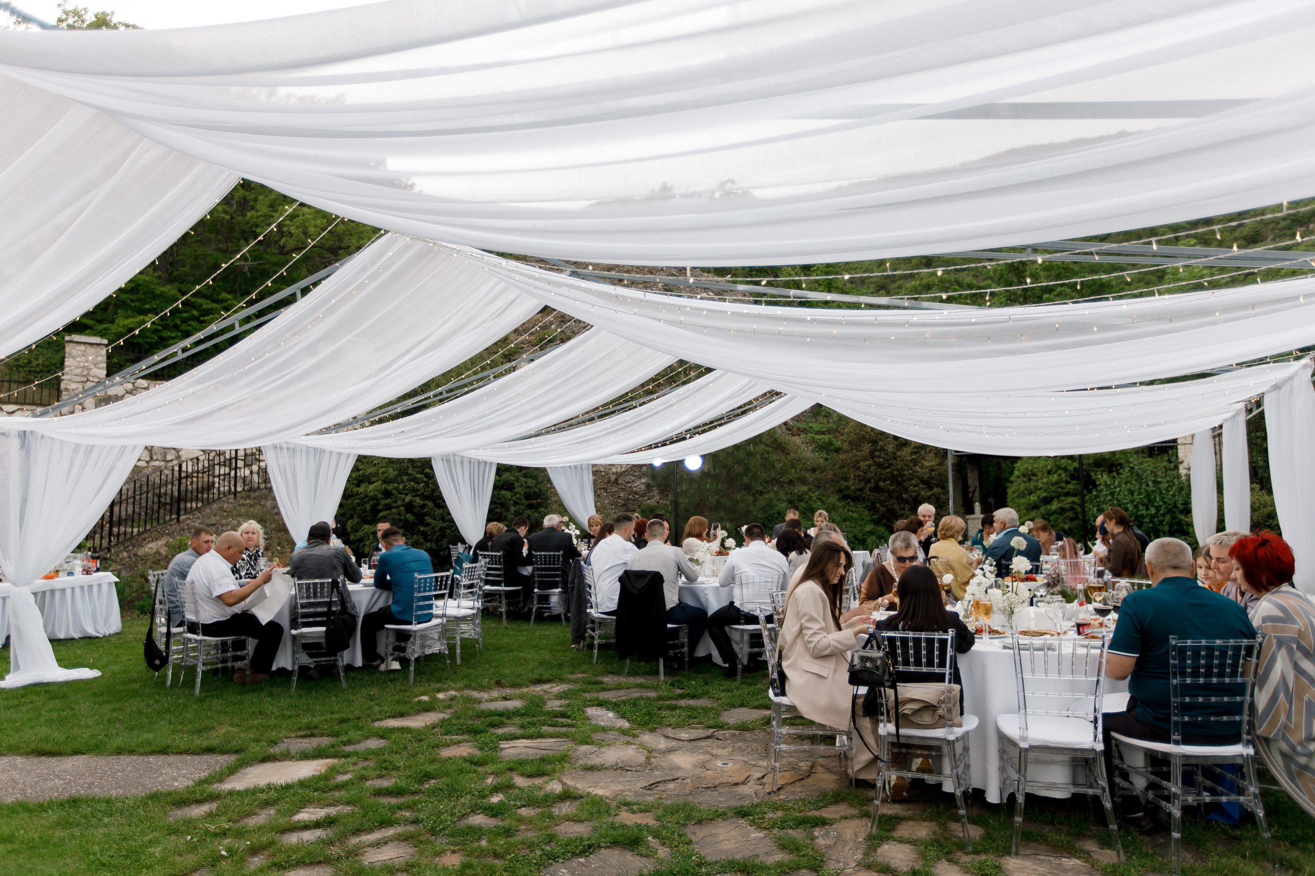 Денис и Алина. Белый замок. Фотограф Анна Лейман. Севастополь