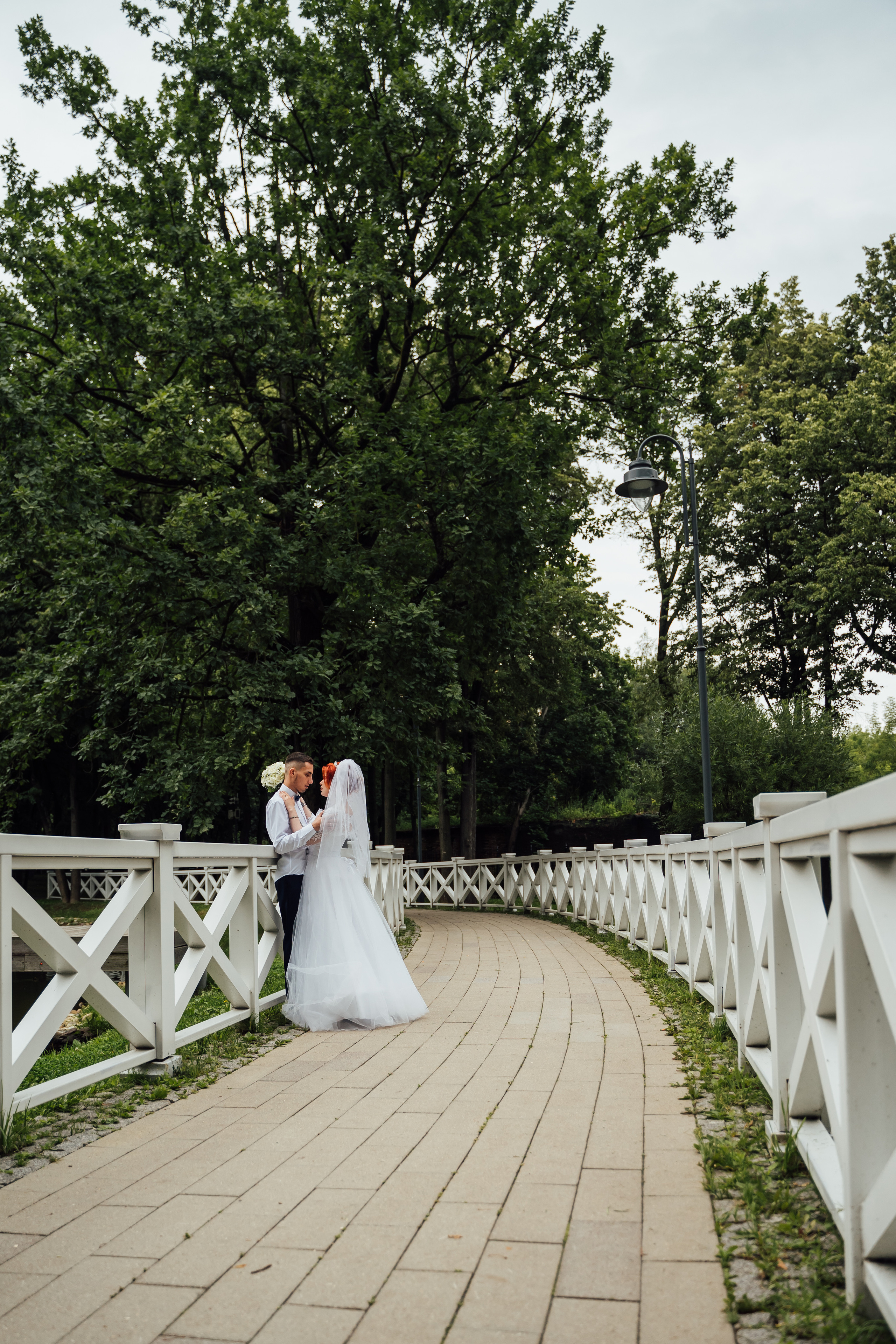 Свадебная прогулка Данилы и Ирины. Свадебный фотограф в Коломне, Воскресенске, Егорьевске Владимир Петров