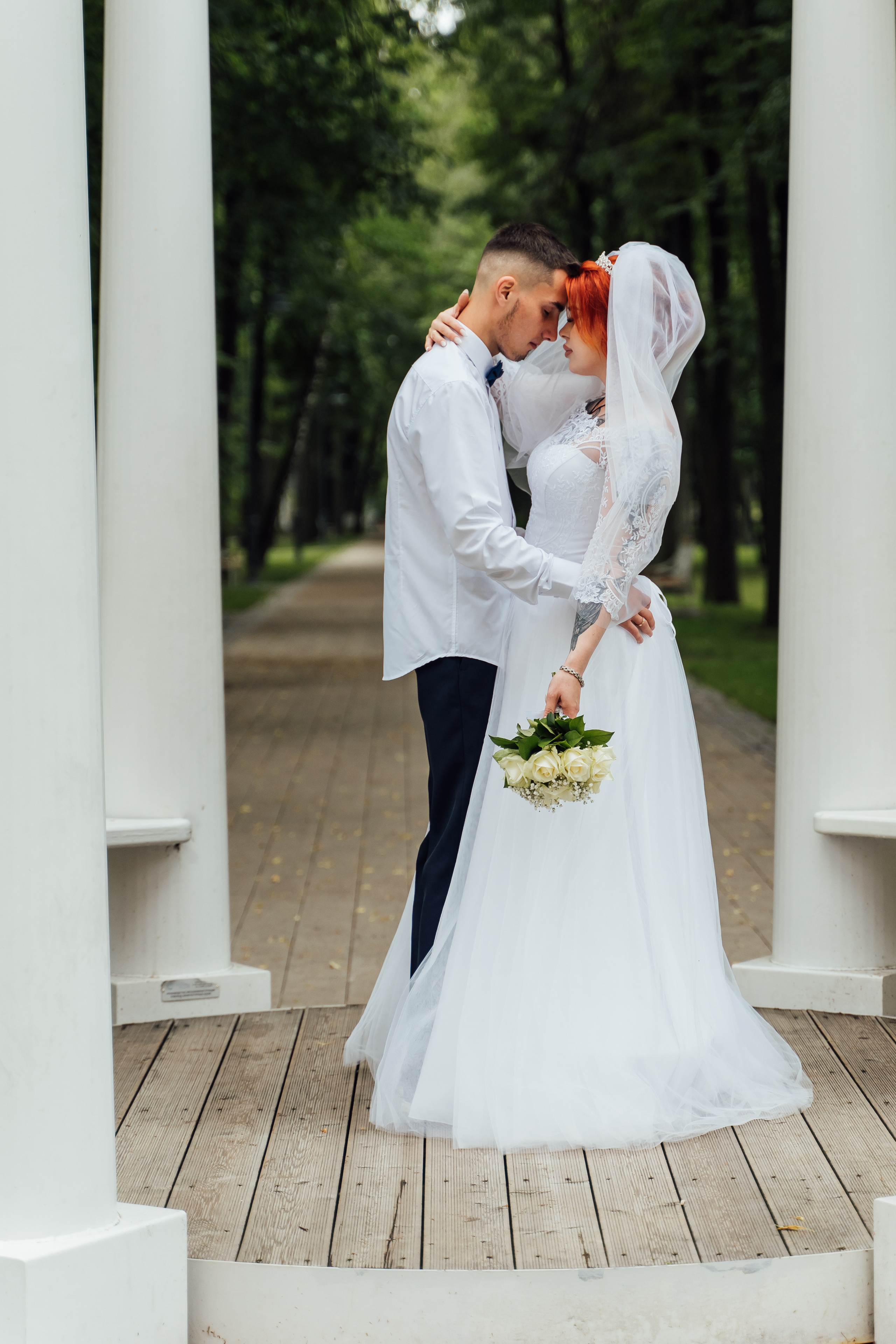 Свадебная прогулка Данилы и Ирины. Свадебный фотограф в Коломне, Воскресенске, Егорьевске Владимир Петров