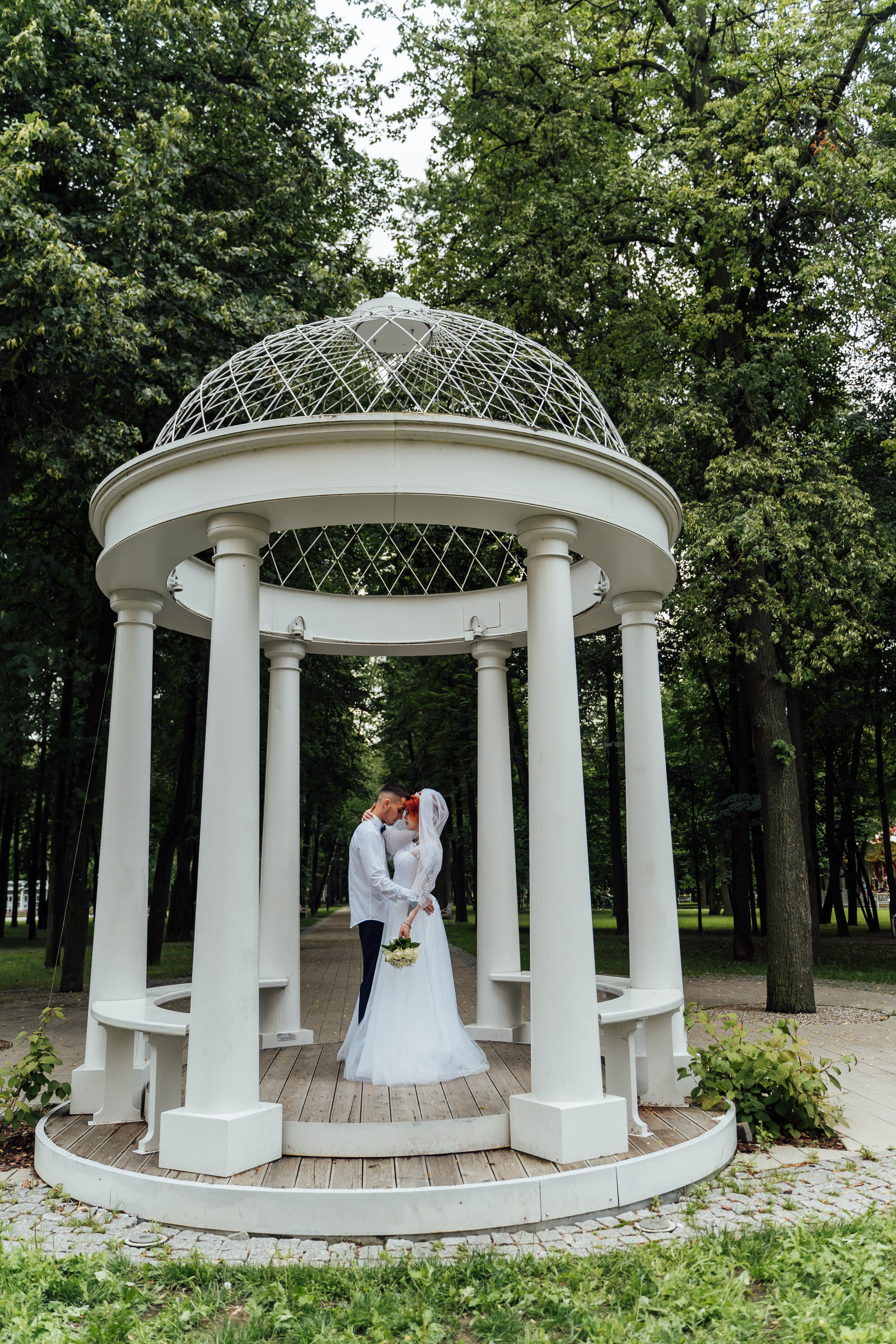 Свадебная прогулка Данилы и Ирины. Свадебный фотограф в Коломне, Воскресенске, Егорьевске Владимир Петров