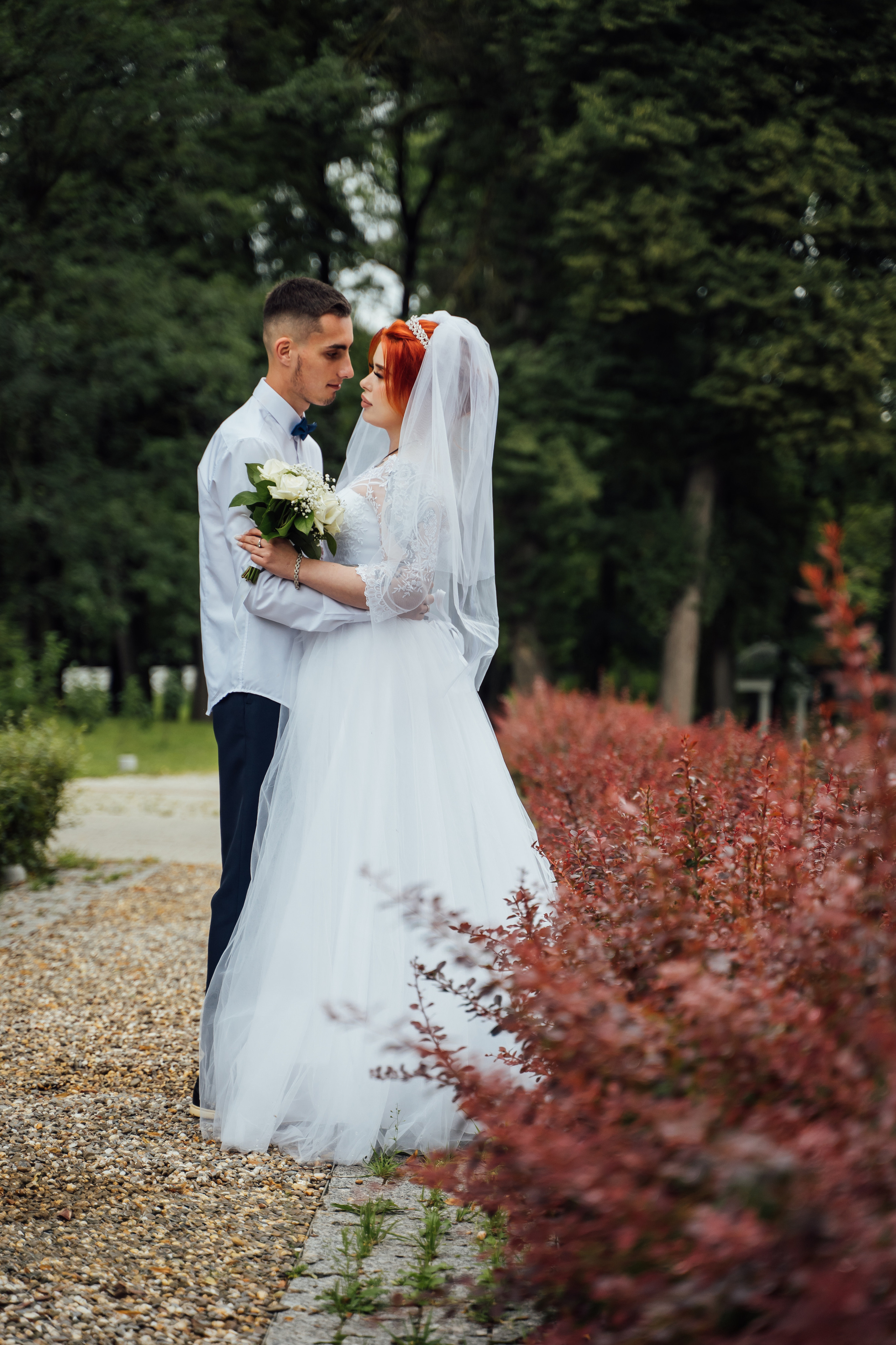 Свадебная прогулка Данилы и Ирины. Свадебный фотограф в Коломне, Воскресенске, Егорьевске Владимир Петров