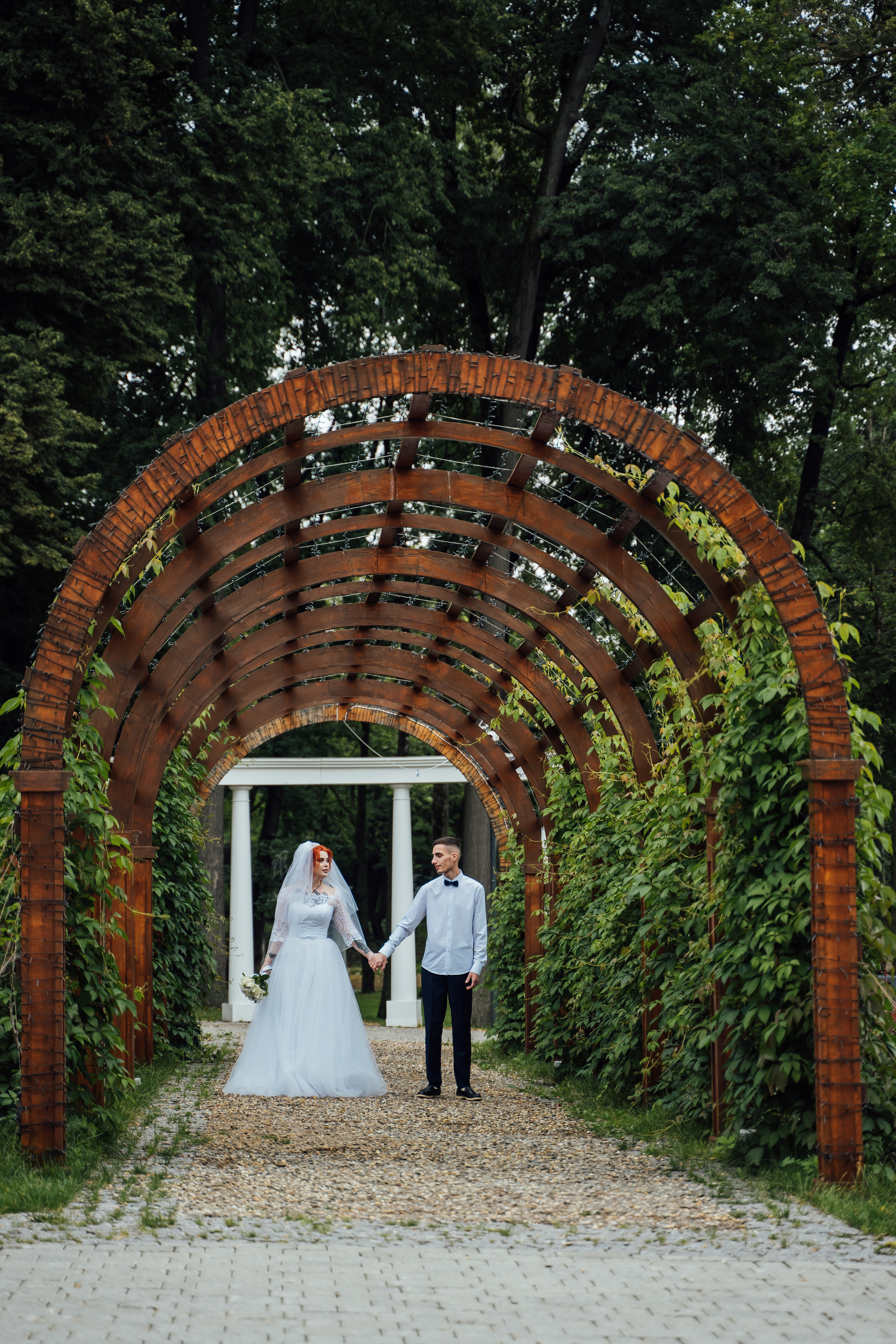 Свадебная прогулка Данилы и Ирины. Свадебный фотограф в Коломне, Воскресенске, Егорьевске Владимир Петров