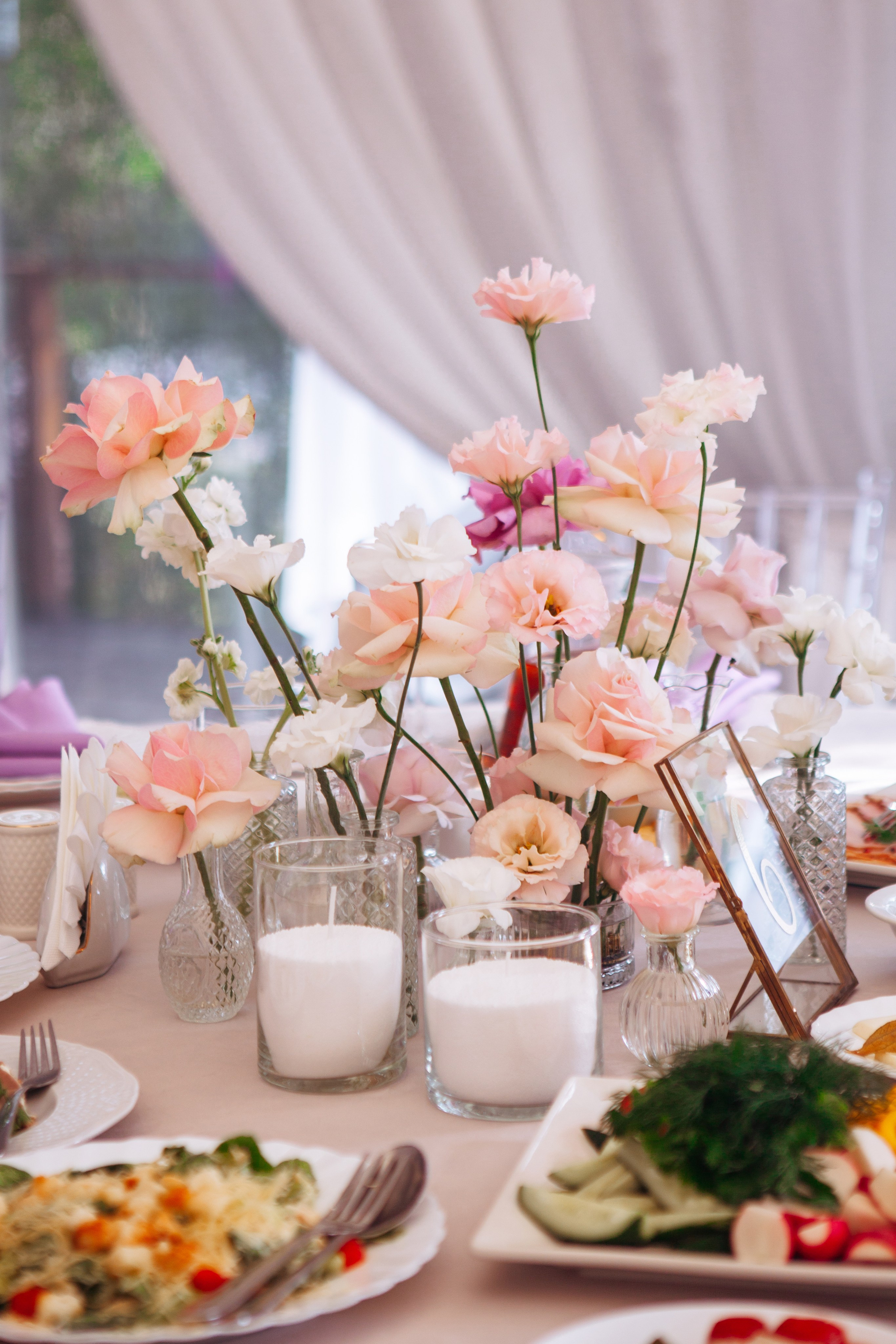 Свадебная фотосессия в отеле hartwell hotel и на патриарших прудах. Фотограф Ольга Ефремова