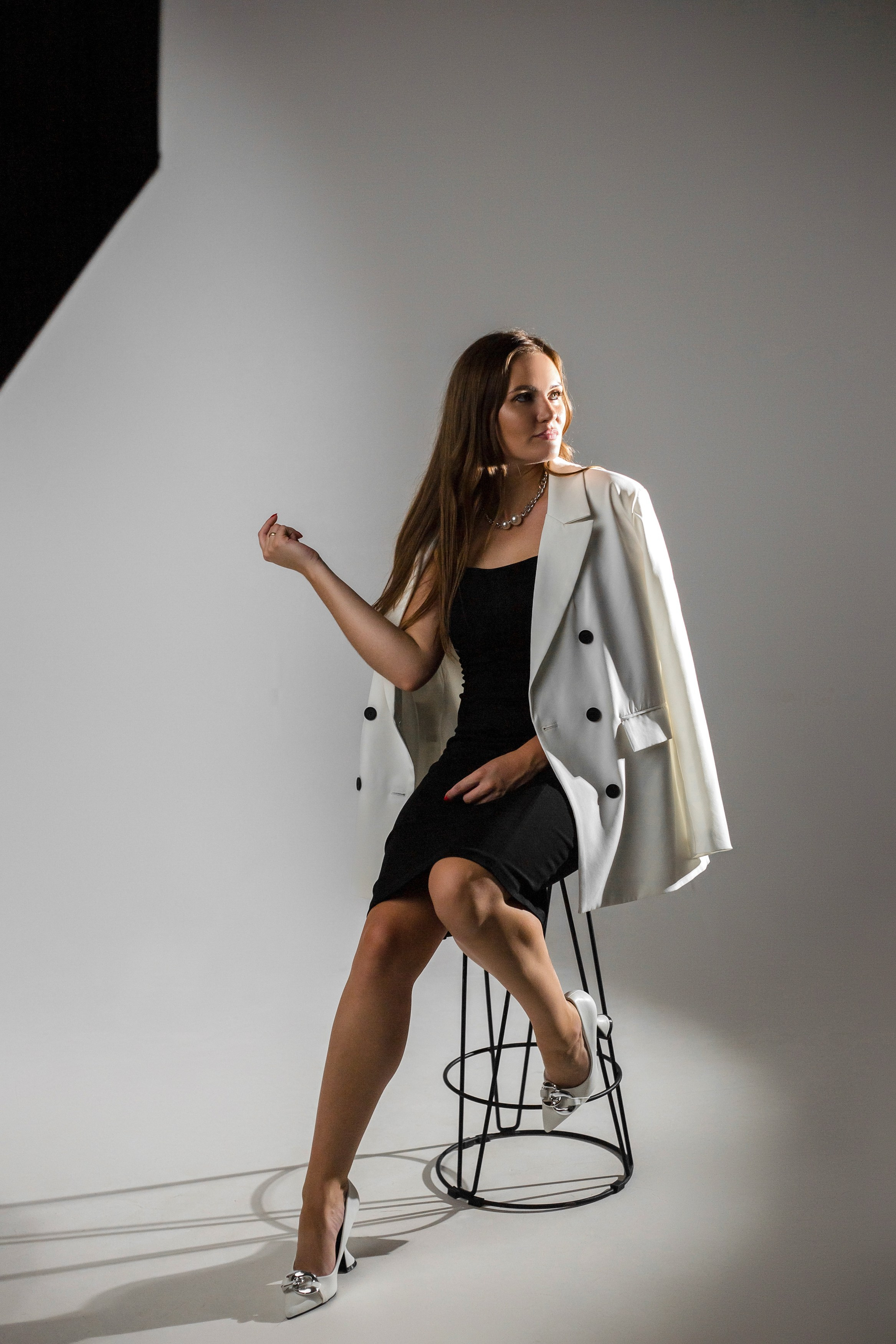 Whita Crow, зал Циклорама (Станке-Димитрова, 54а, БЦ Десна). Портретный, семейный, свадебный фотограф в Брянске Маргарита Василькова