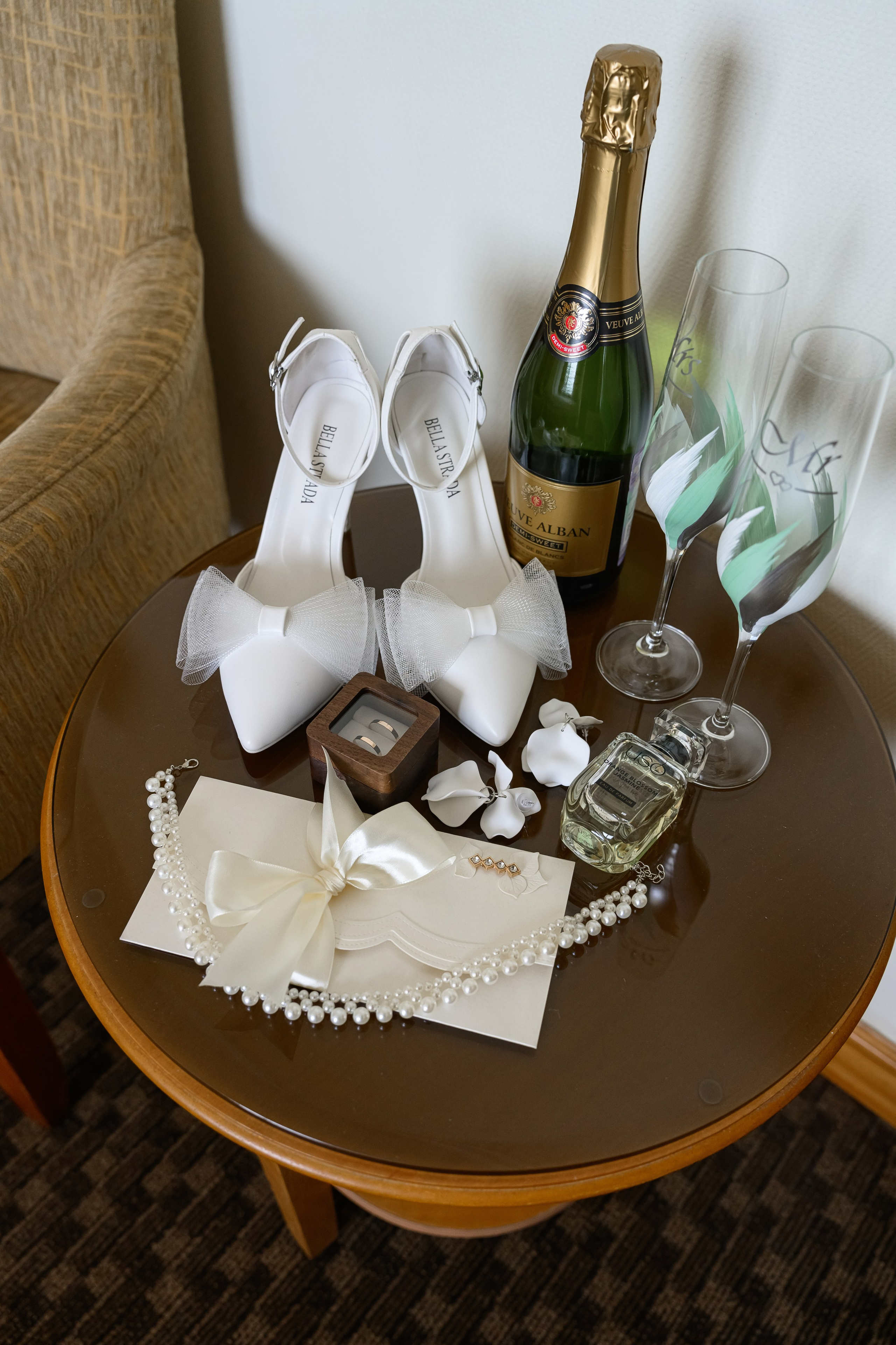 Свадебная фотосессия в отеле «Милан». Свадебный фотограф Москва Юрий Кульман