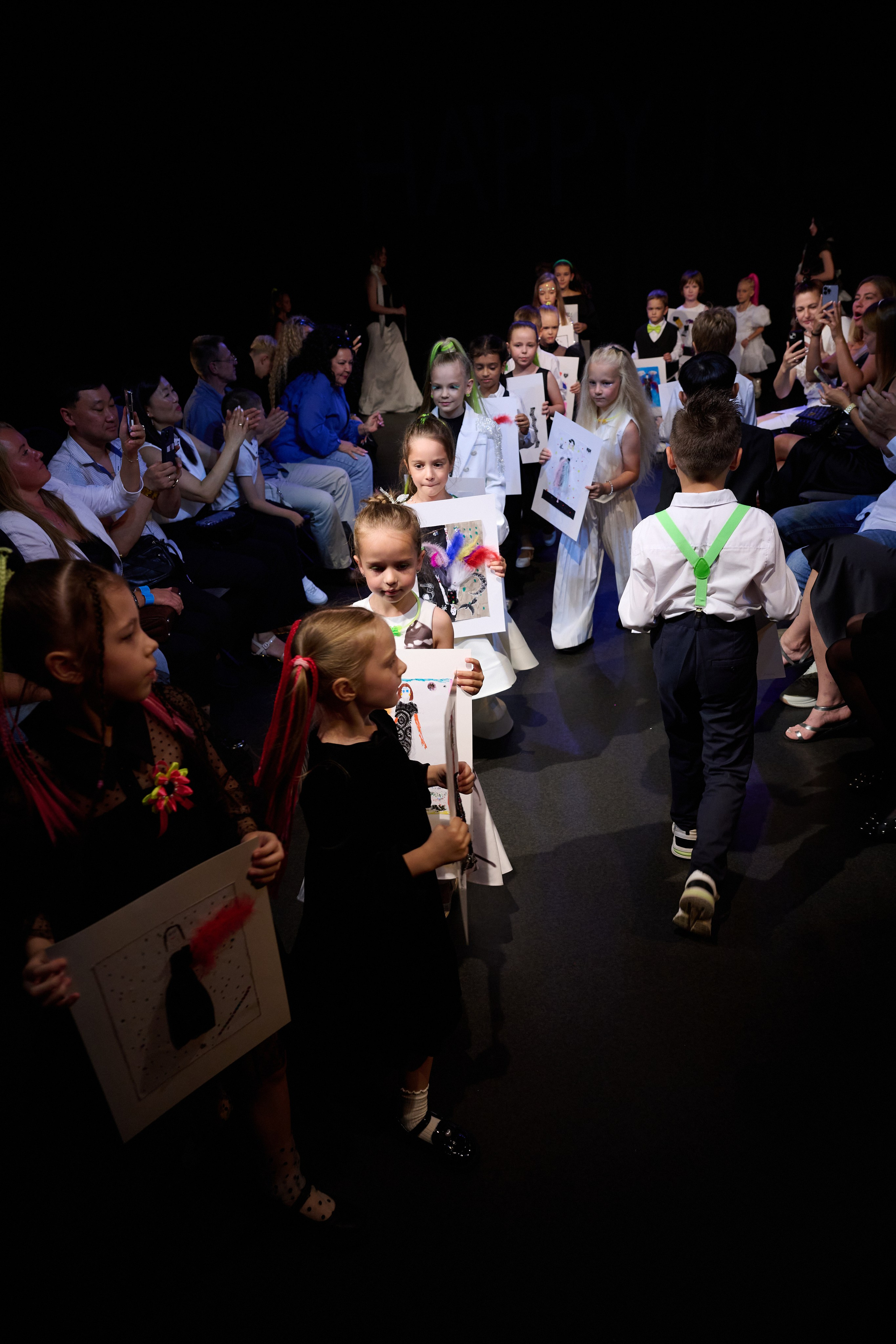 Выпускной модельной школы Happy Kids. Портретный фотограф Санкт-Петербург Владимир Веселов