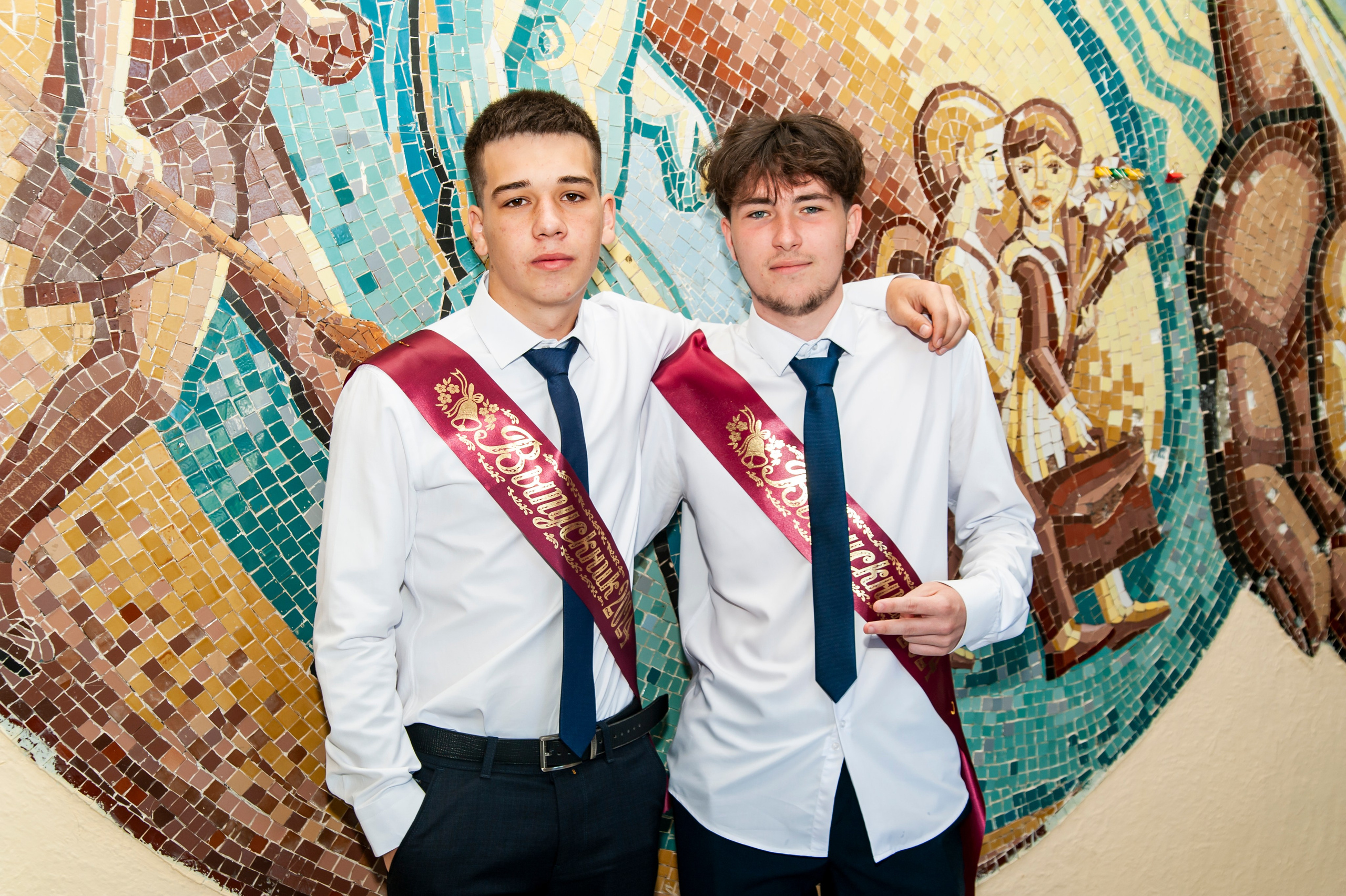 Последний Звонок МАОУ СОШ № 17 им. Эдуарда Есаяна — Архипо-Осиповка. Свадебный и семейный фотограф Денис Лукьянов в Краснодаре, Краснодарском крае и Республике Крым