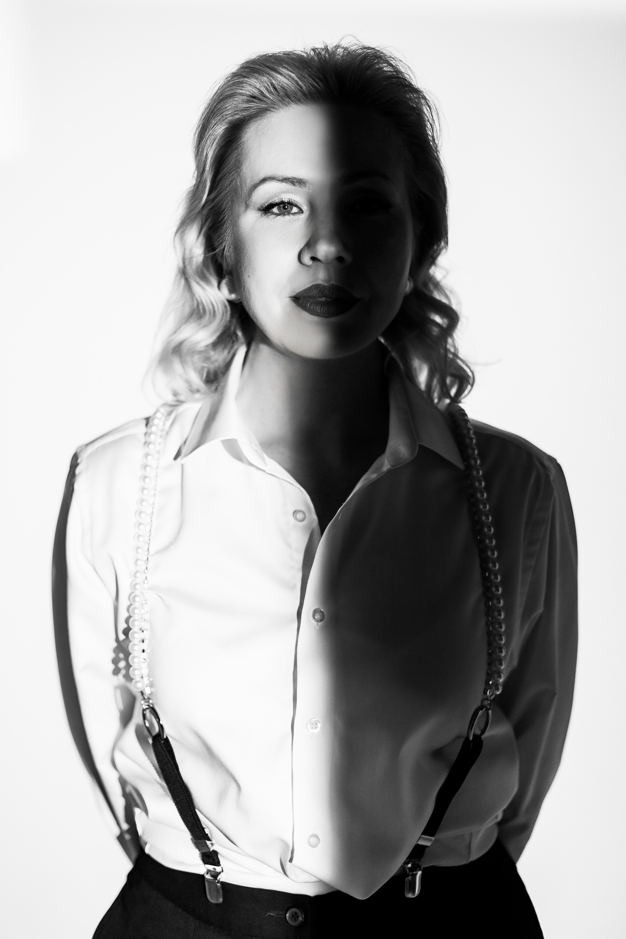 Фотосессия в студии Иваново. Свадебный фотограф в Иваново Гитарина Черняева