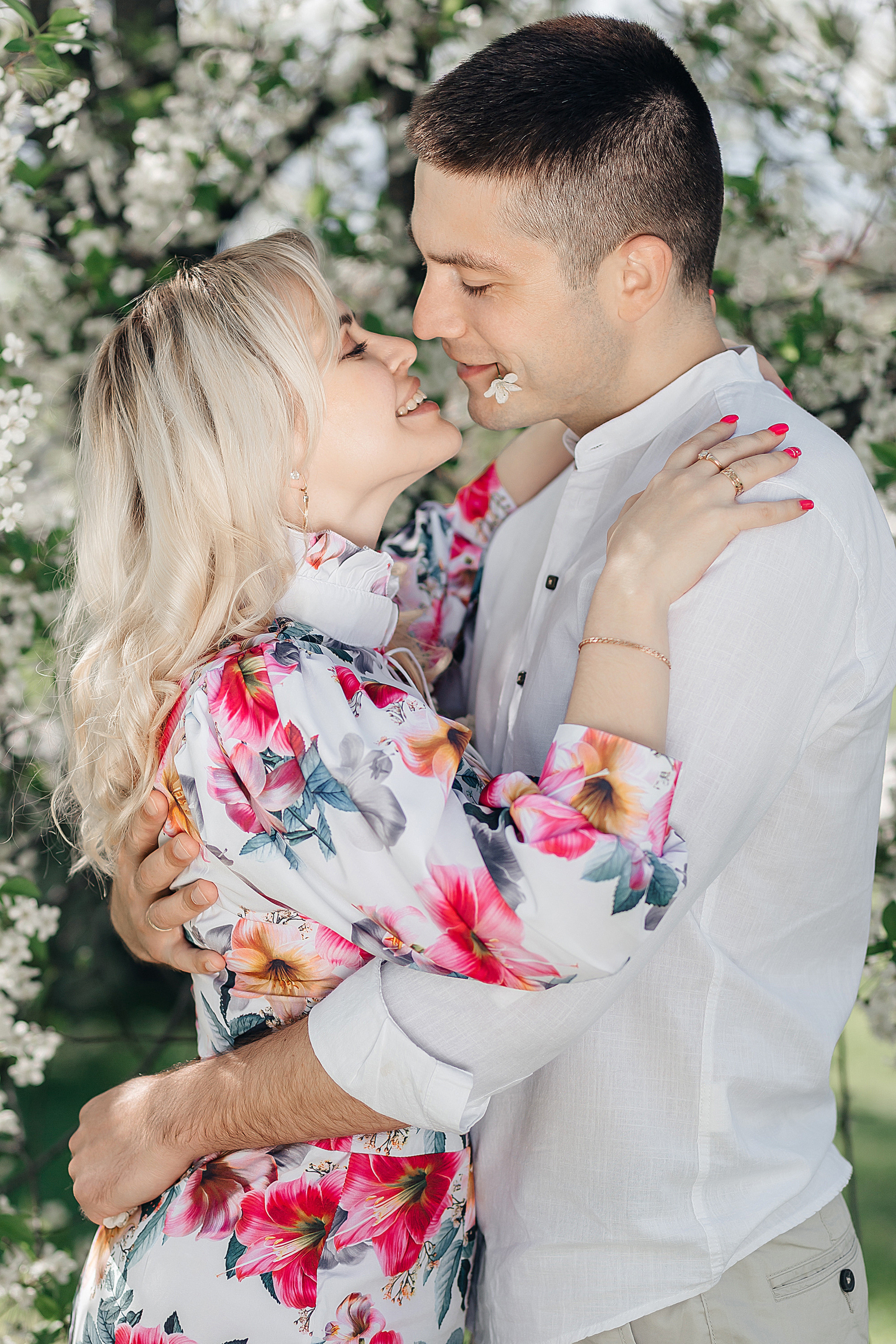 Фотосессия на улице. Свадебный фотограф в Иваново Гитарина Черняева