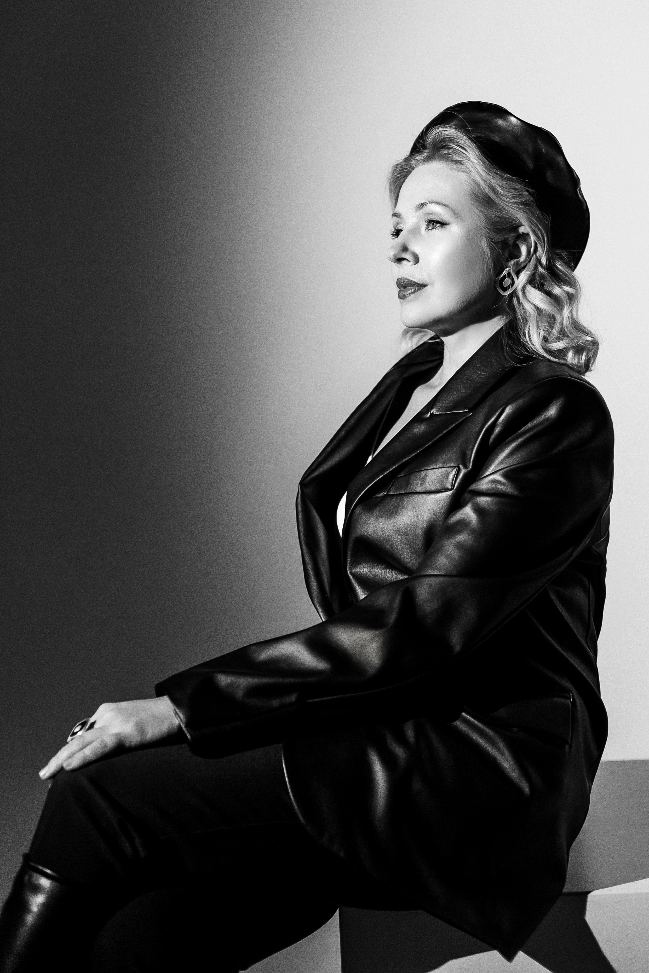 Фотосессия в студии Иваново. Свадебный фотограф в Иваново Гитарина Черняева