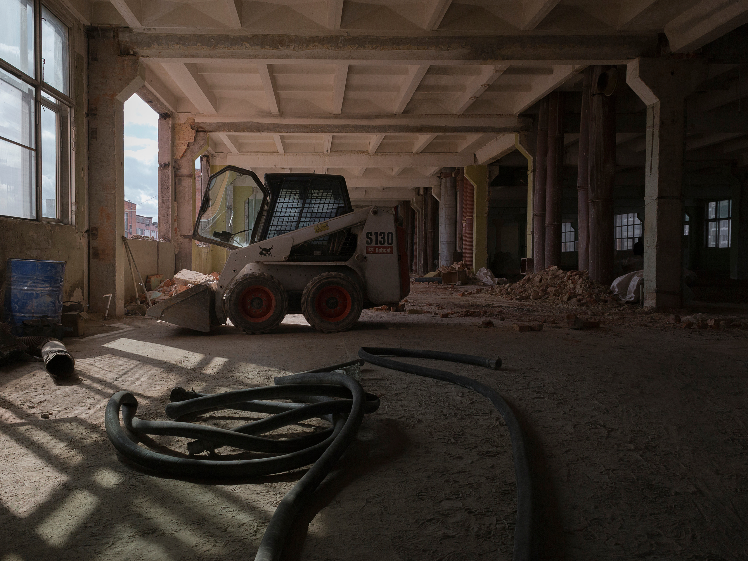 Ruin: experience of re-creation | Reconstruction site of Octava factory