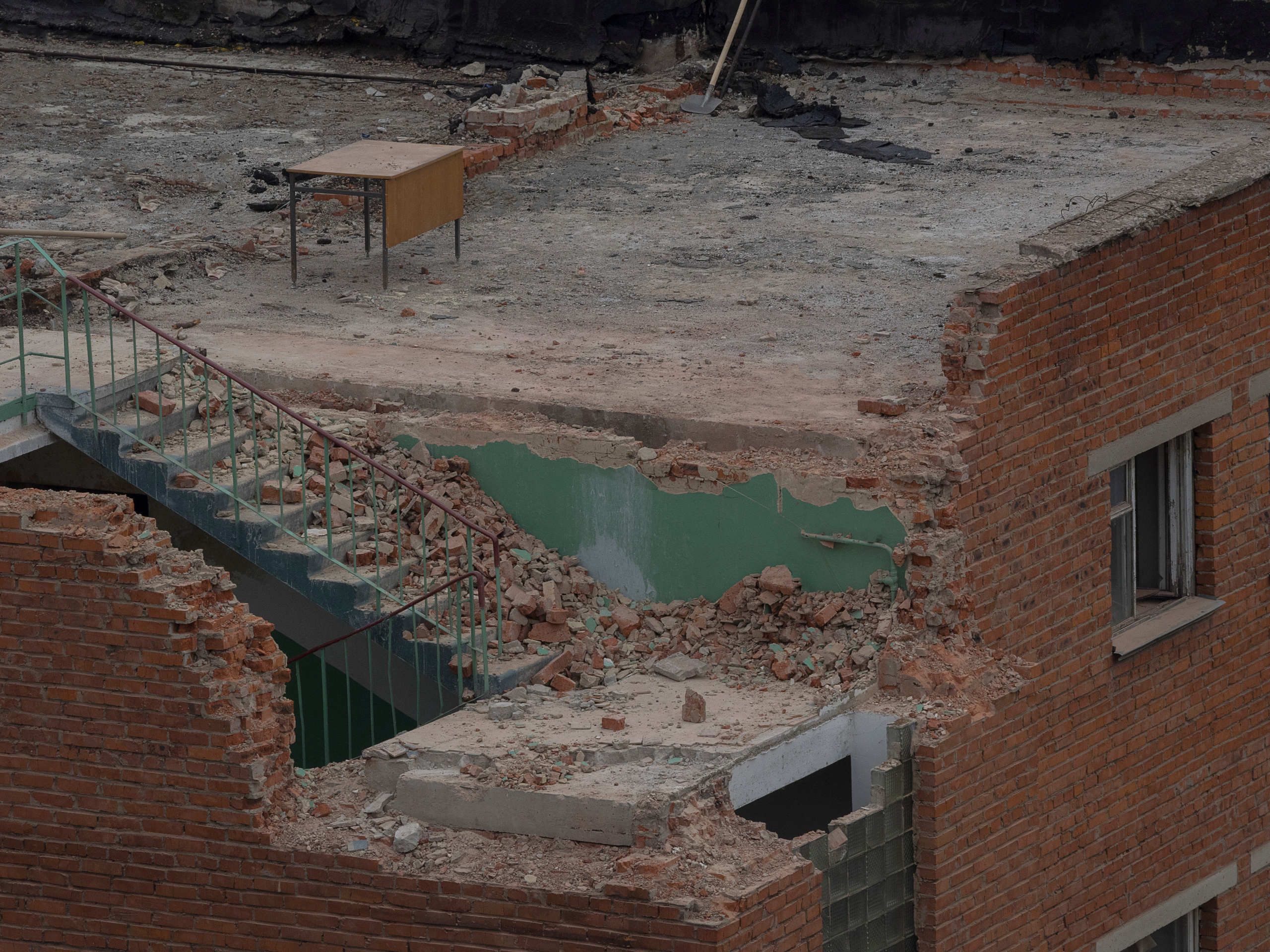 Ruin: experience of re-creation | Reconstruction site of Octava factory