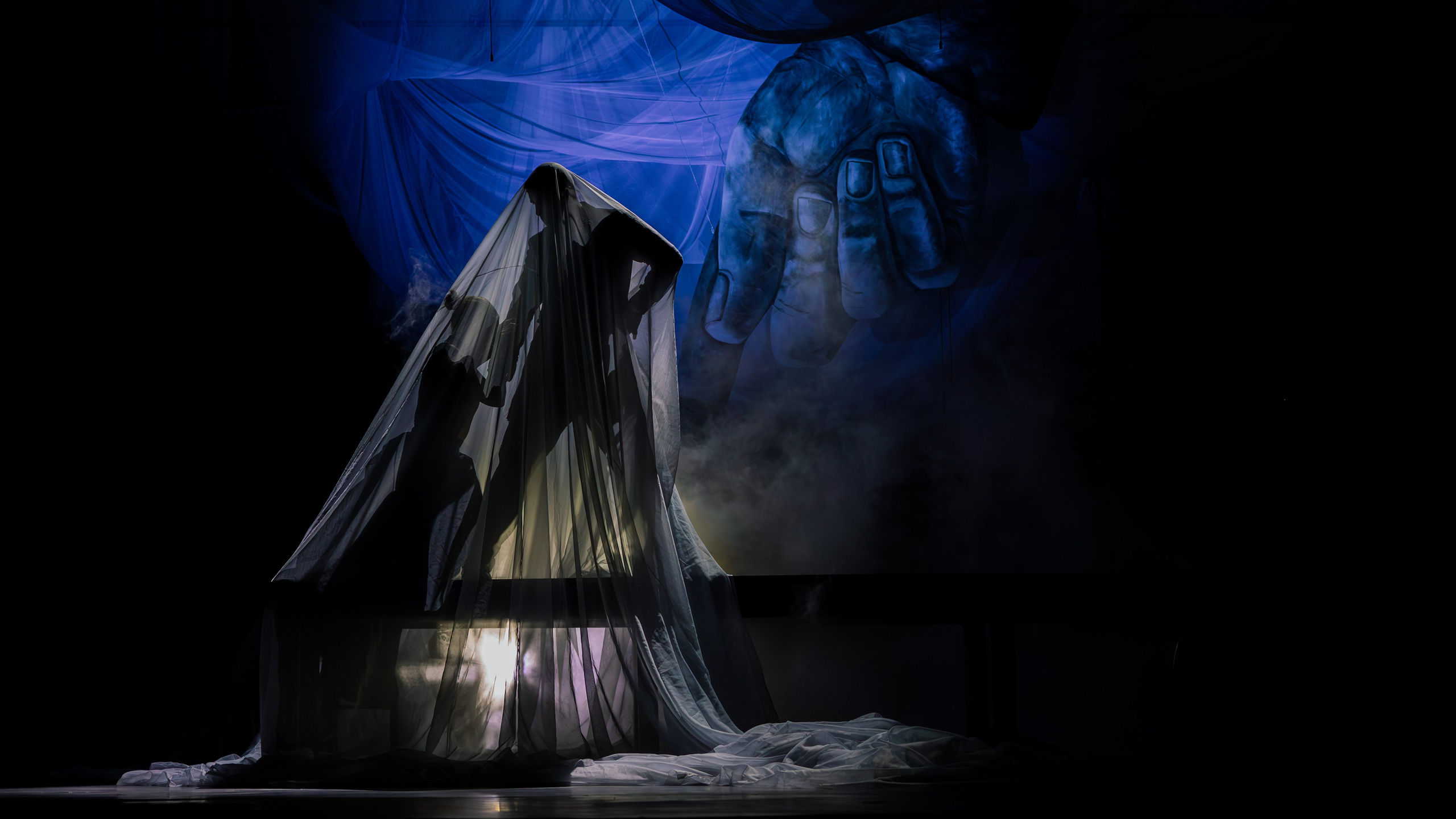 Театр Юного Зрителя «Маленькие трагедии». Фотограф Марк Файзулин