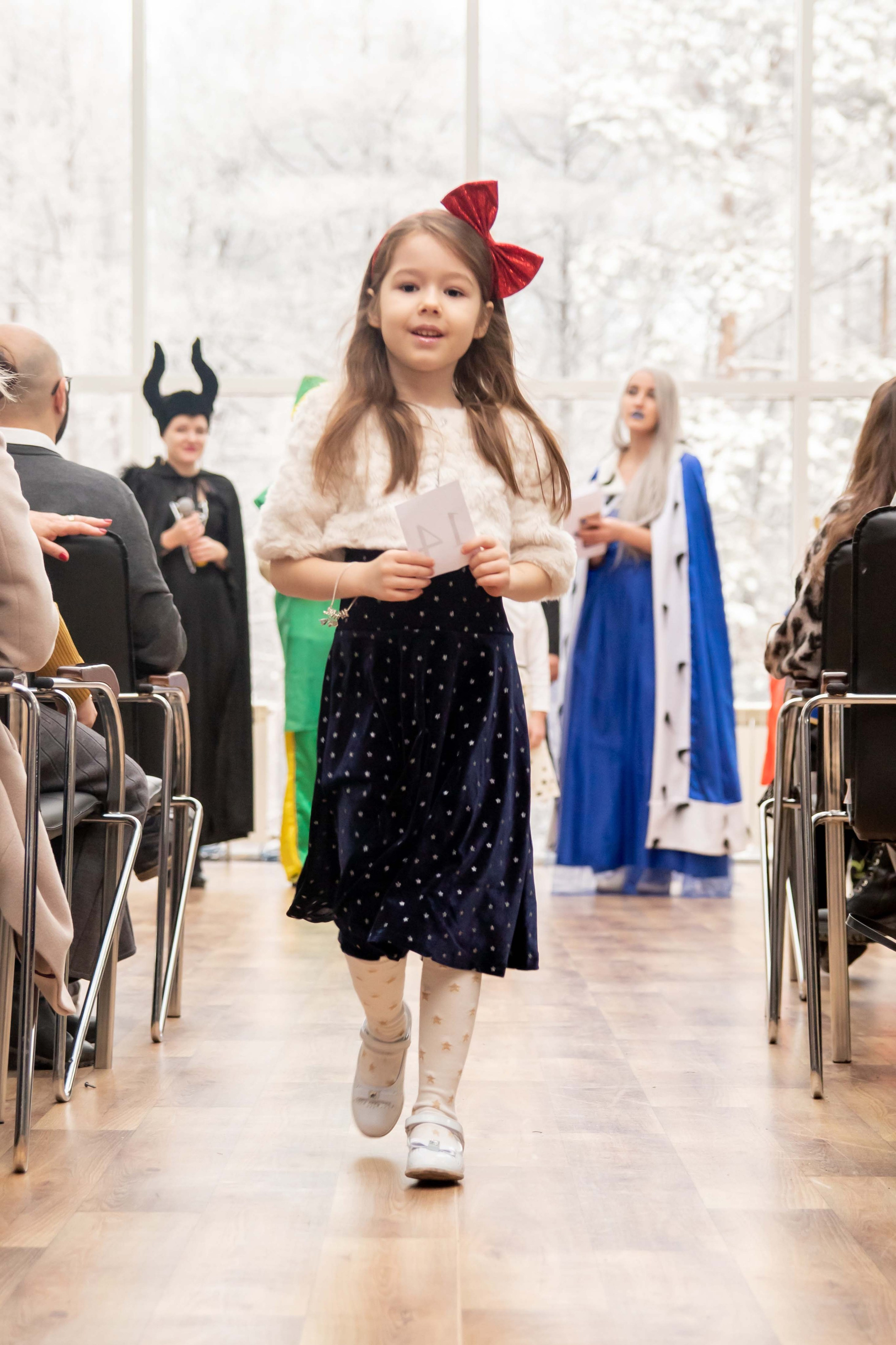 Благотворительный концерт. Часть1: Дети. Репортажный Фотограф