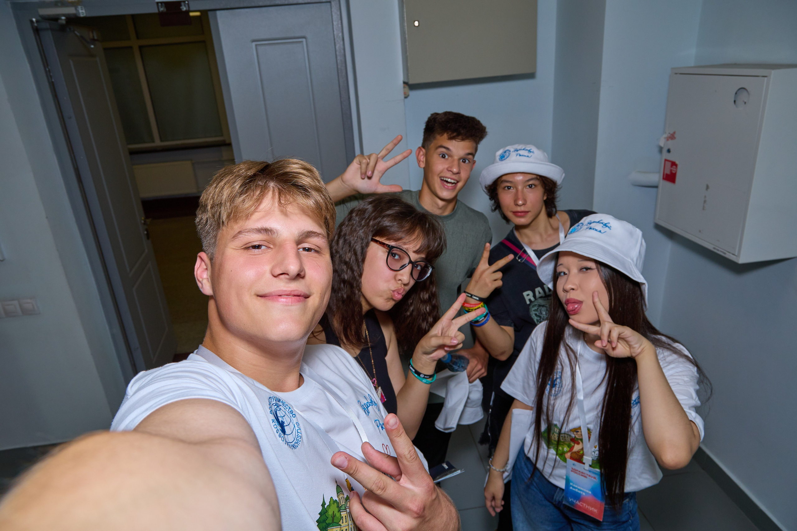 Здравствуй Россия! 2026. Akhmedov Team × Medoed Production — фото и видеопродакшен для мероприятий