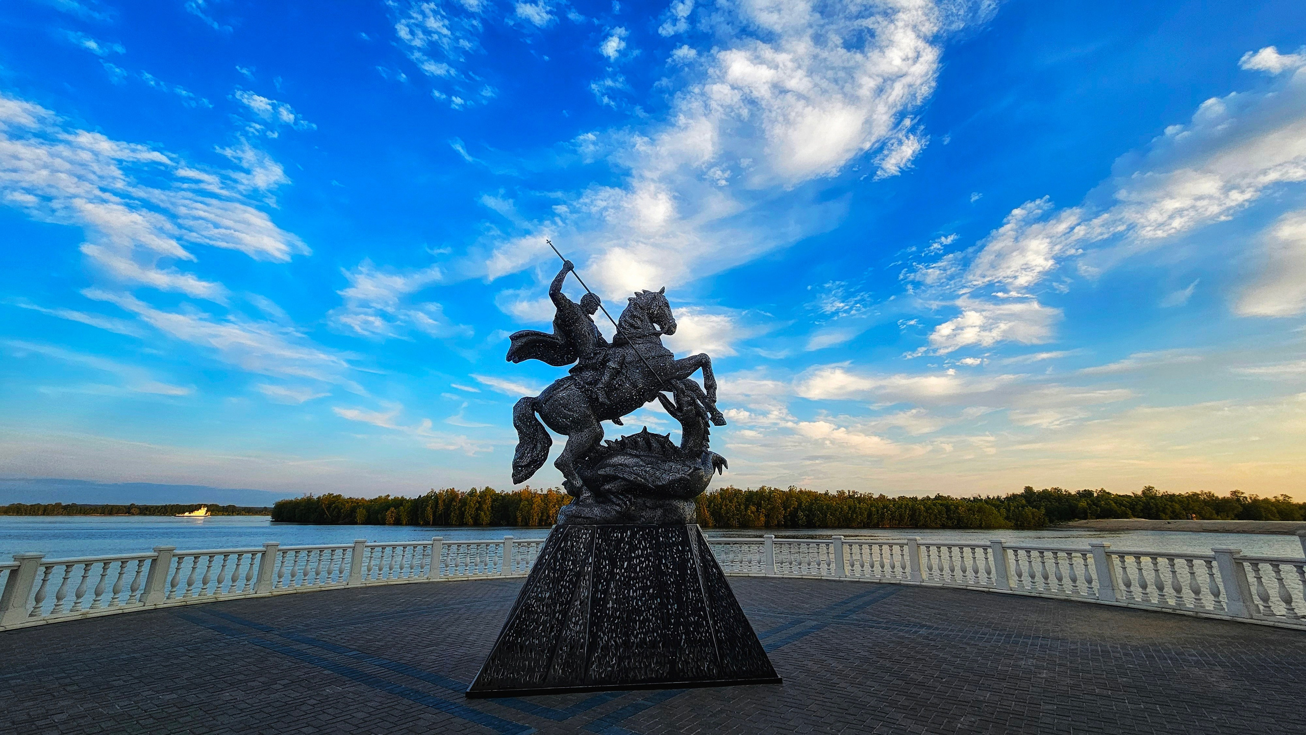 Сургут. Фотограф в г. Сургуте Марина Киприна