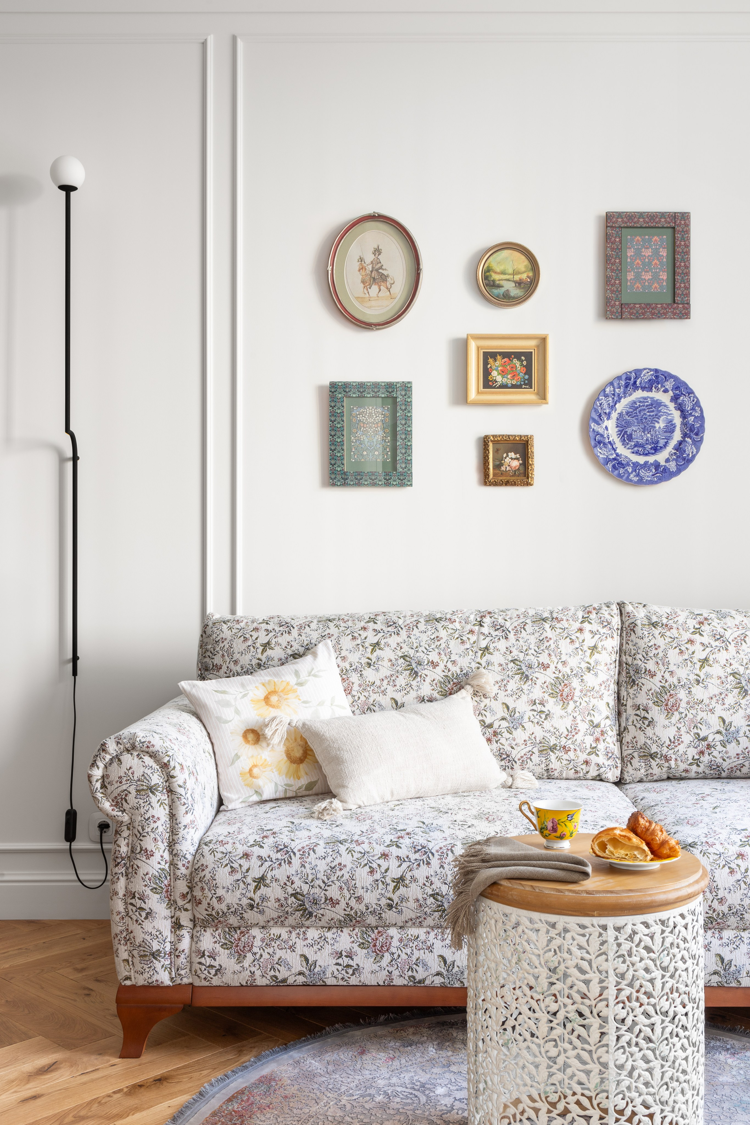 Профессиональный интерьерный фотограф в Астане Роман Якунин. Съёмка дизайн-проектов квартир и домов.