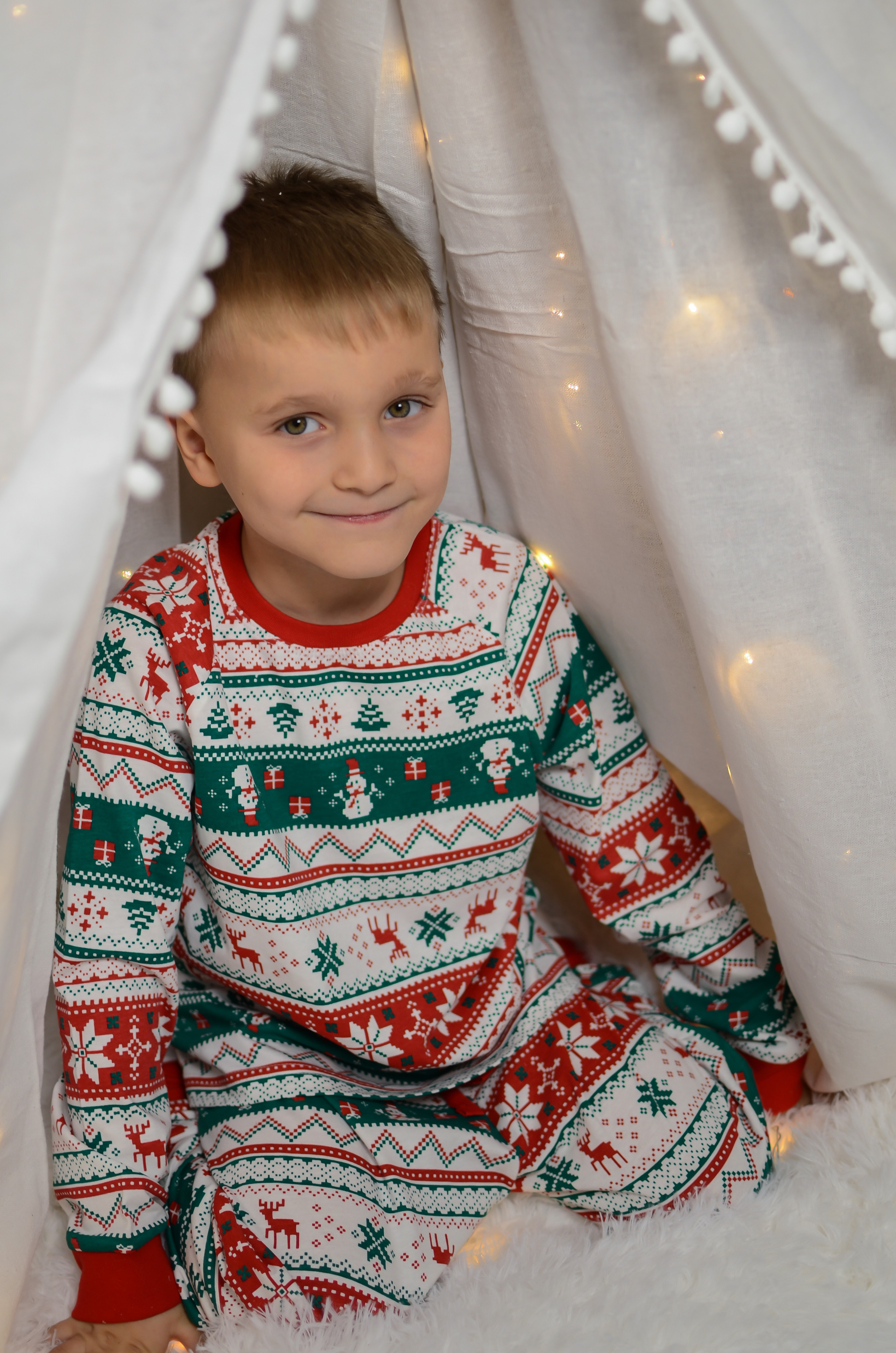 Новогодняя фотосессия Юлии и ее семьи. Свадебный и семейный фотограф в Хабаровске Оксана Новикова