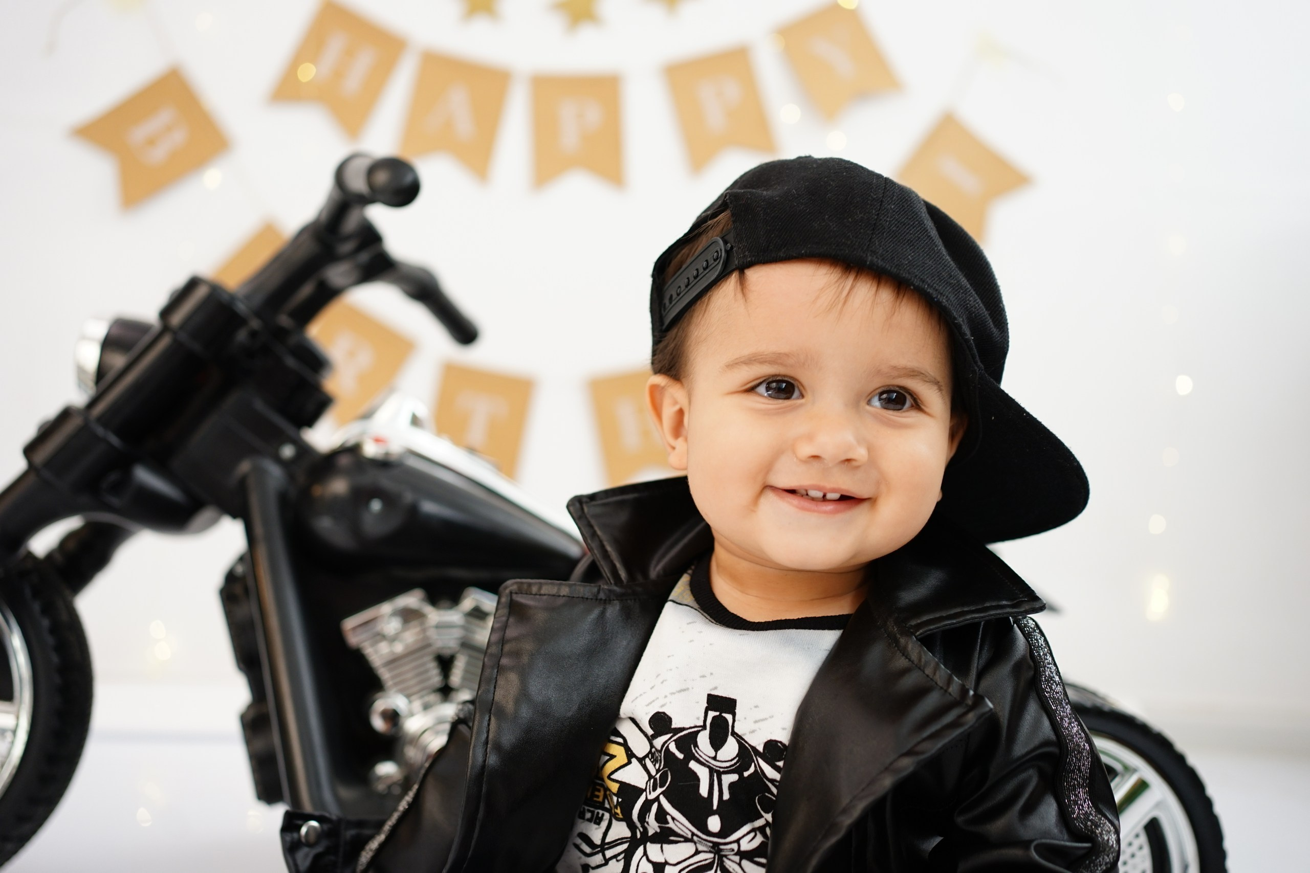 Фотосессия на Годик для Мальчиков. Детская Фотостудия ГОДОВАСИКИ в Санкт-Петербурге фотосесия на годик