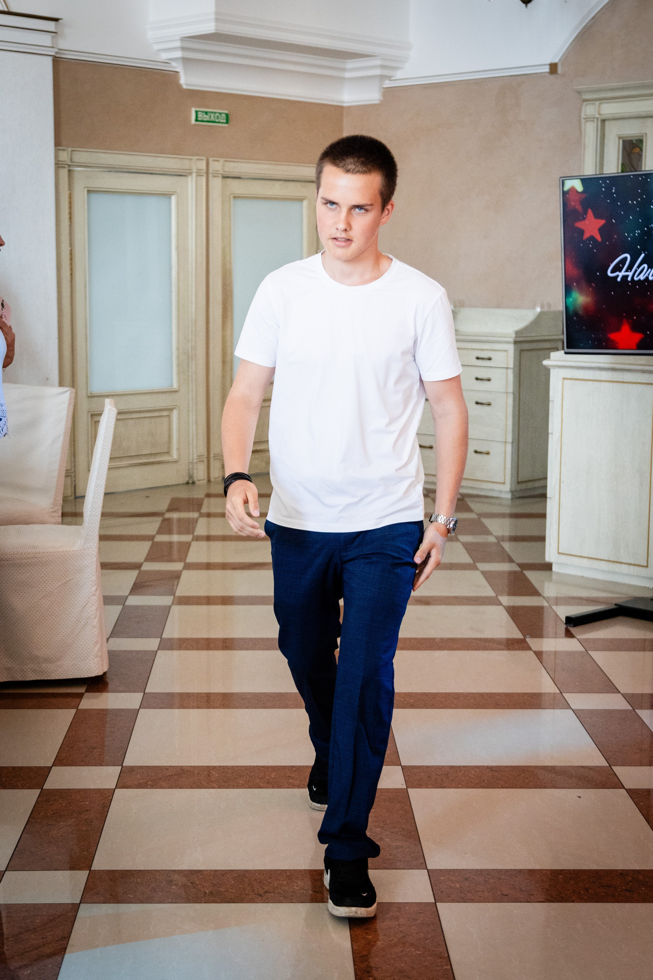 Школьный выпускной. Детский фотограф видеограф в Хабаровске Михаил Орлов