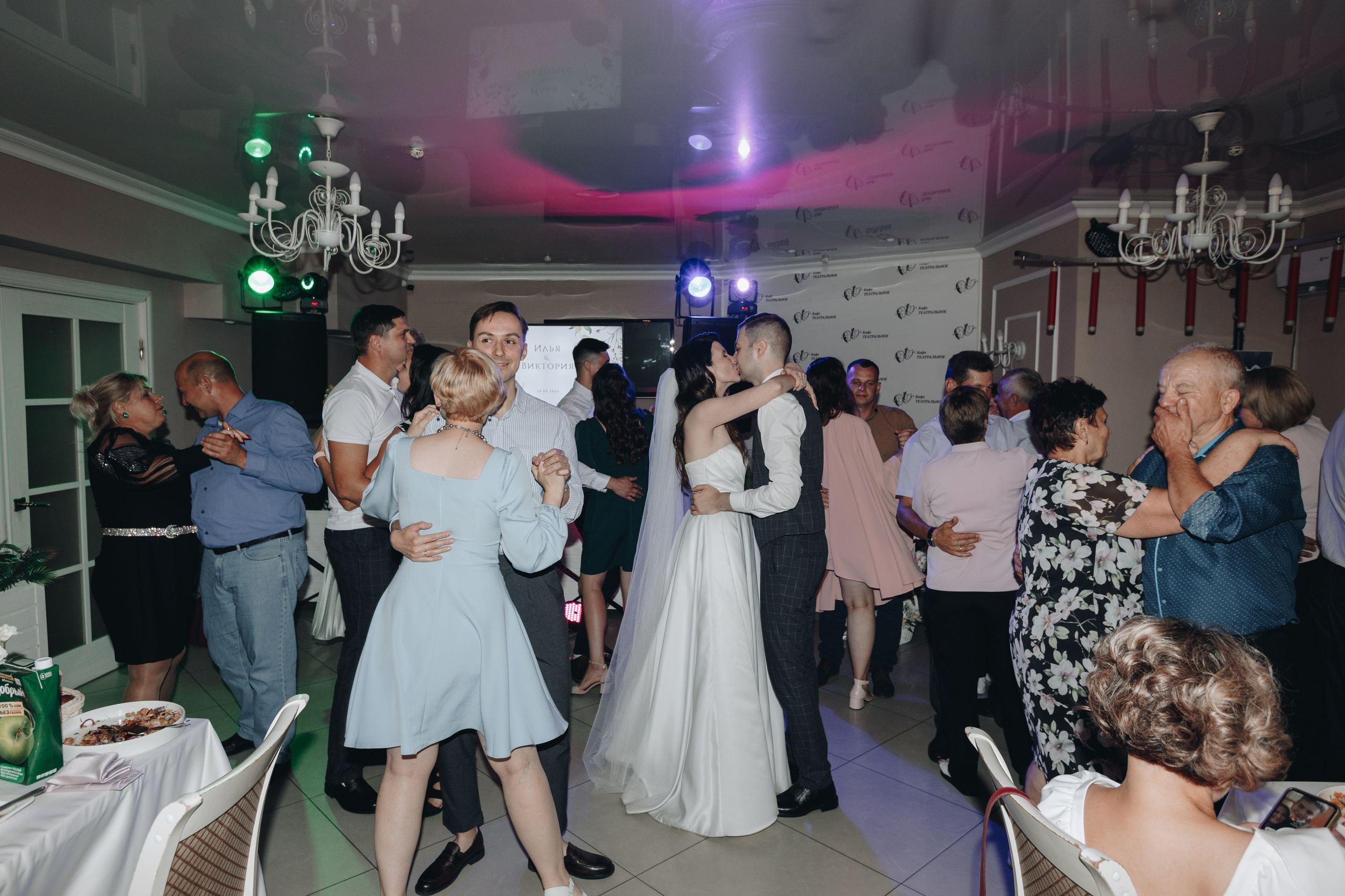 В+И. Свадебный семейный фотограф и видеограф Гомель Минск Беларусь Европа